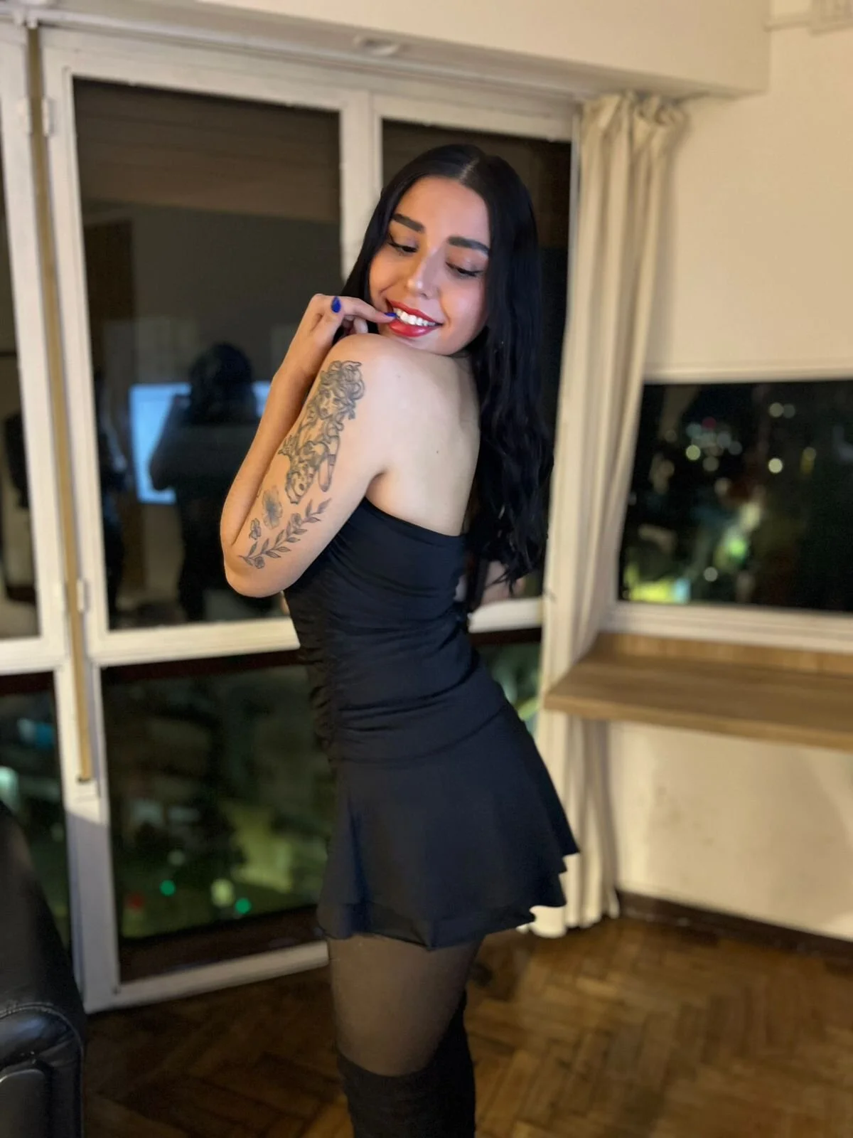 XXX Porn Photo of Nude sweetbrunette22 1