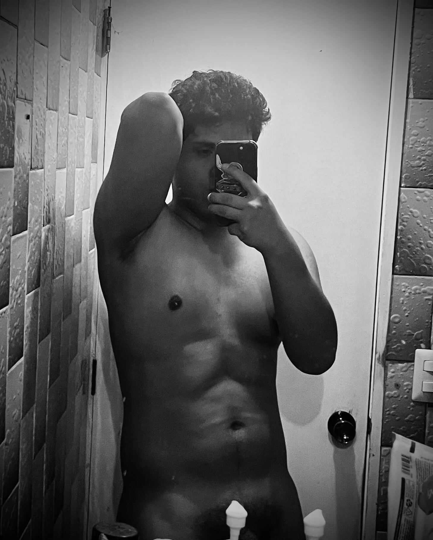 XXX Porn Photo of Nude bigguy19cm 5