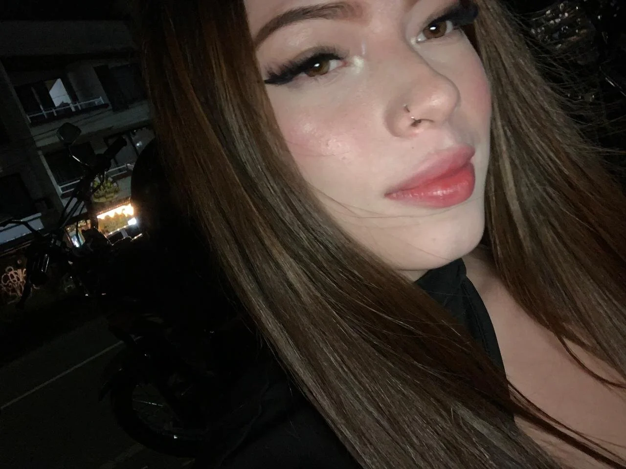 XXX Porn Photo of Nude honey_vixen_ 2