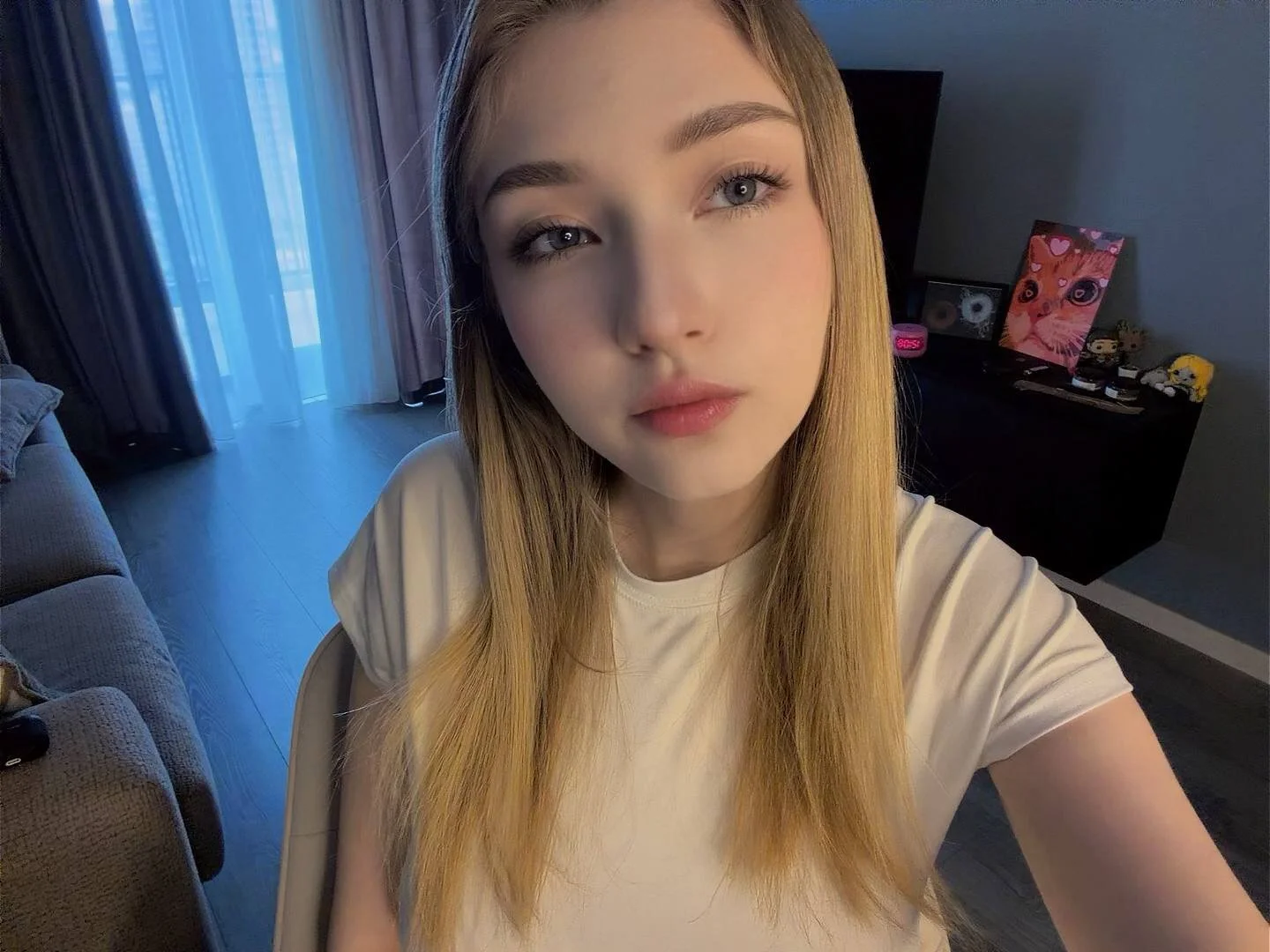 XXX Porn Photo of Nude AveryBerkson 129