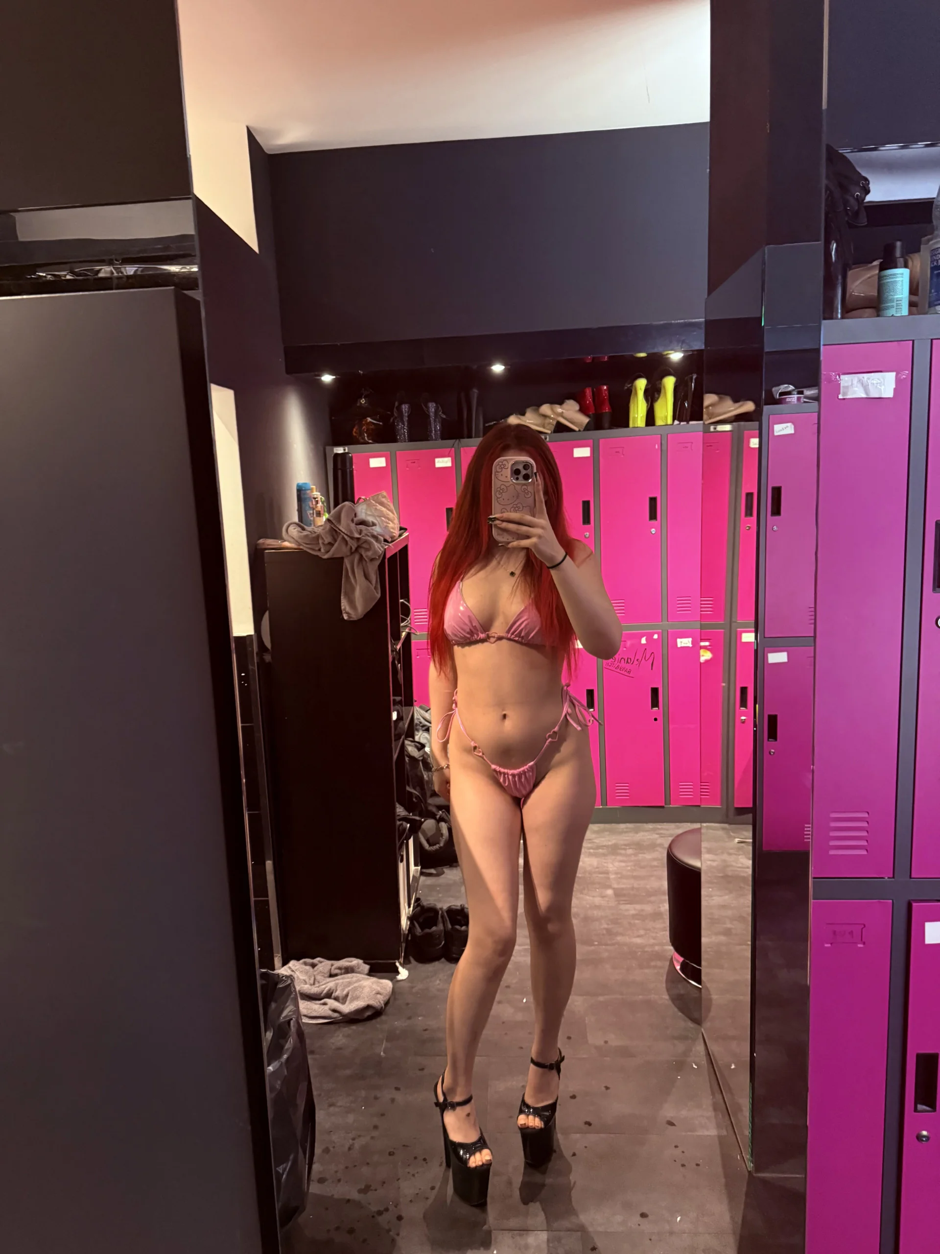 XXX Porn Photo of Nude Holly-Glamour 88