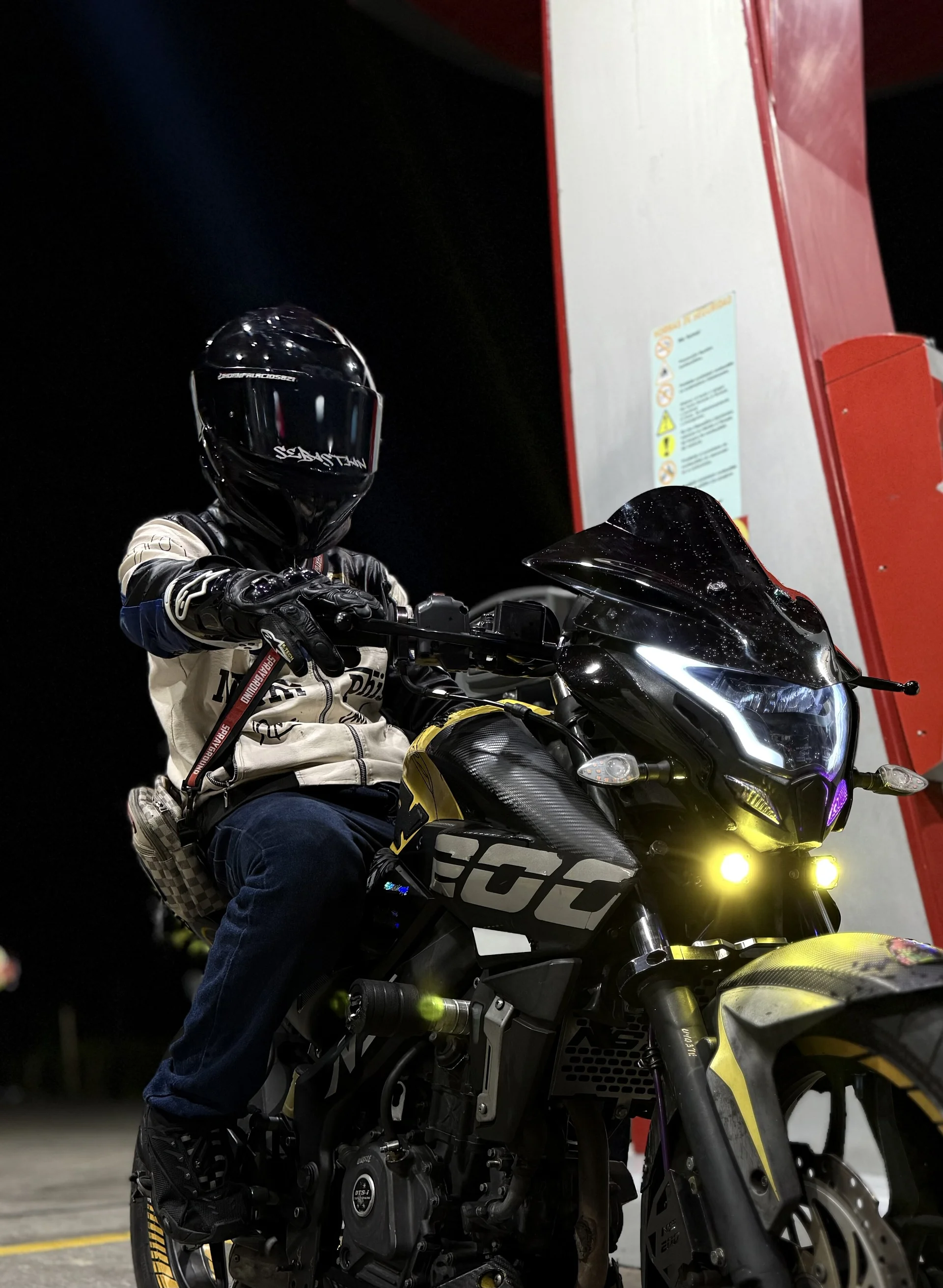 XXX Porn Photo of Nude RiderDom 25