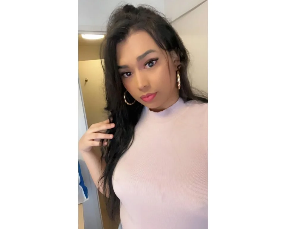 XXX Porn Photo of Nude X_YiianyHott_X 7