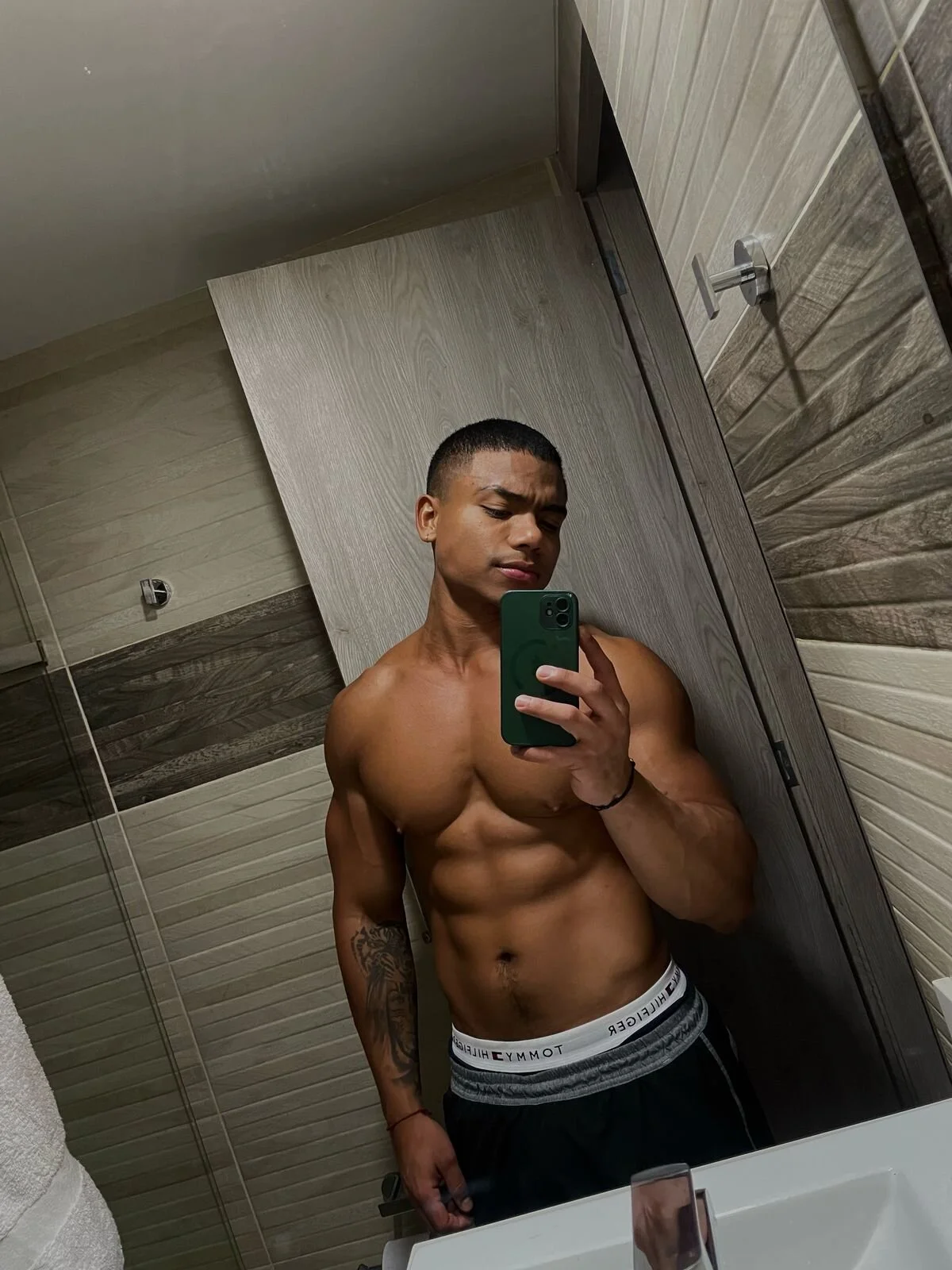 XXX Porn Photo of Nude XavierColeman 1