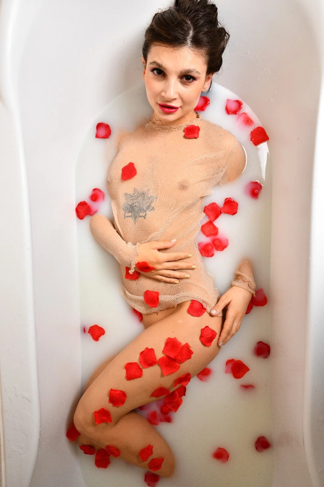 XXX Porn Photo of Nude Sellena_love 44