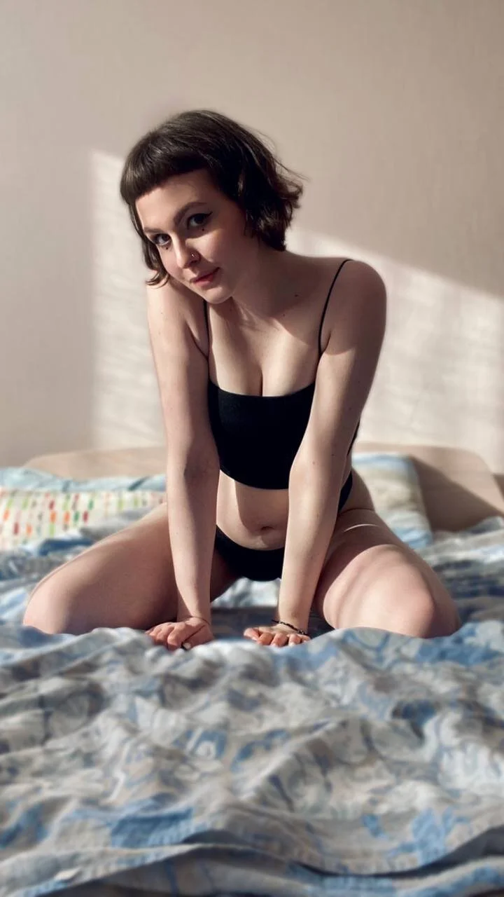 XXX Porn Photo of Nude MilkyDana 2