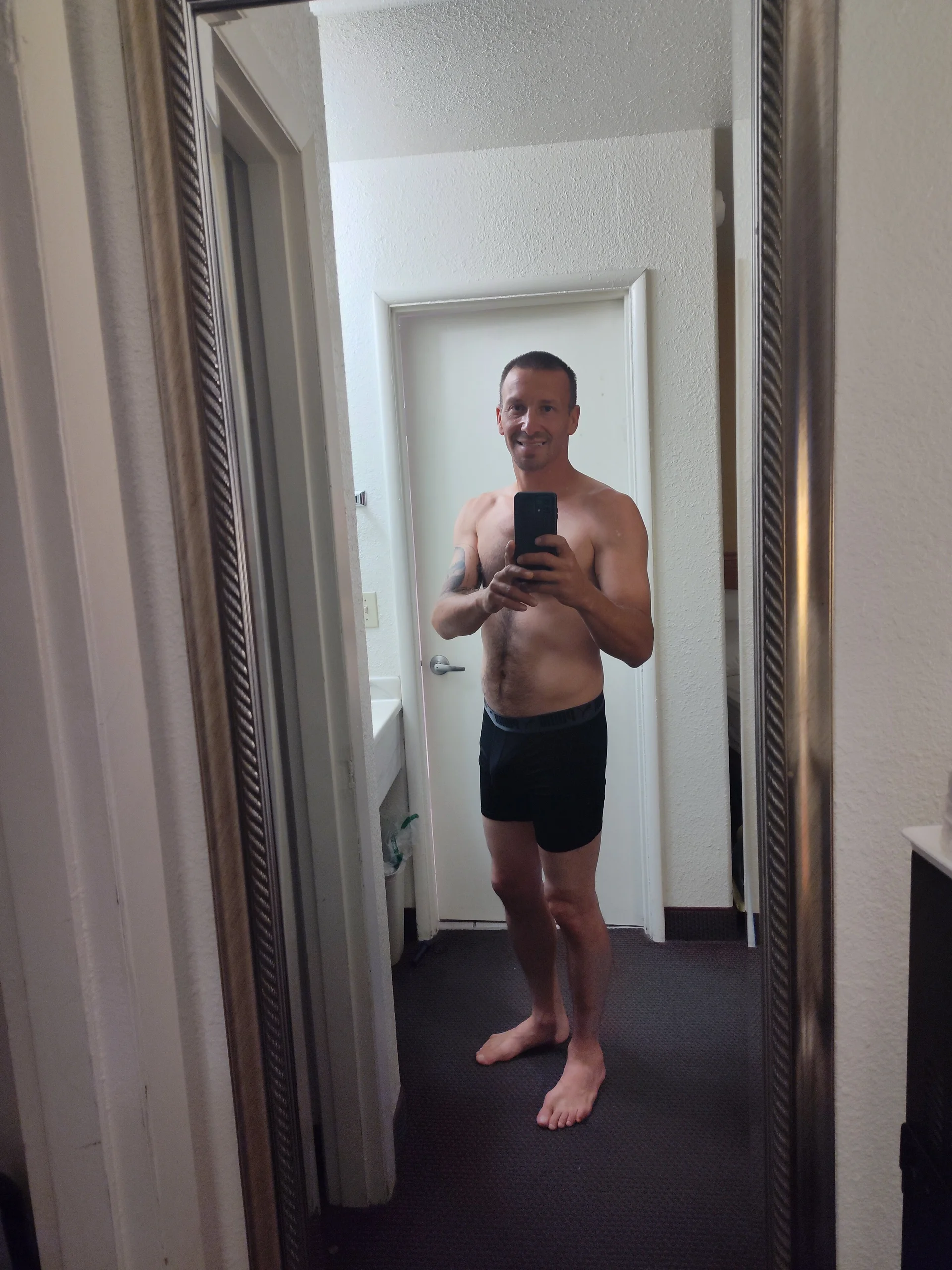 XXX Porn Photo of Nude Urs_Truly_ 2