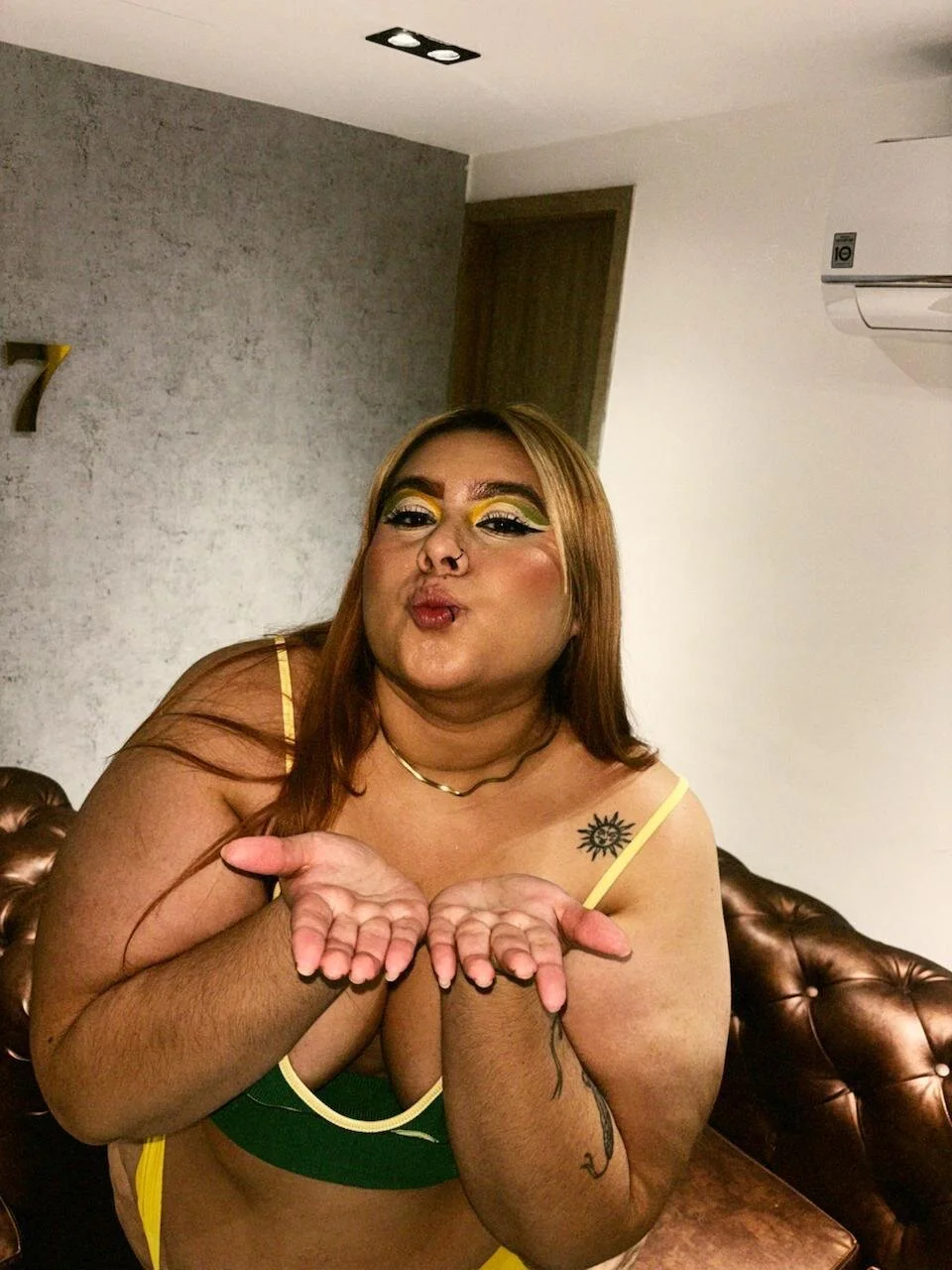 XXX Porn Photo of Nude aandreaperez 13