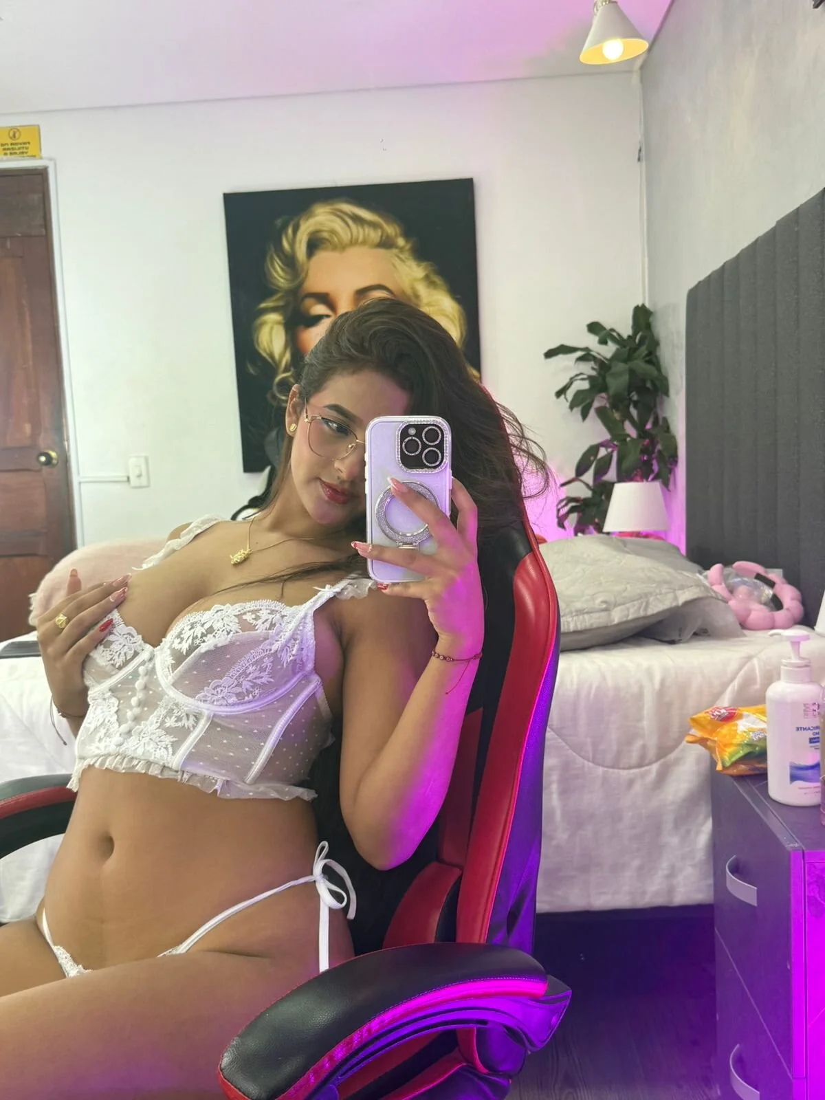 XXX Porn Photo of Nude kendra_london 80
