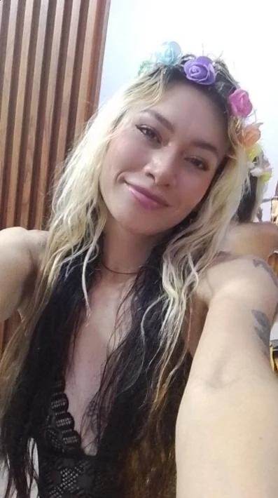 XXX Porn Photo of Nude alonddra_tay 1