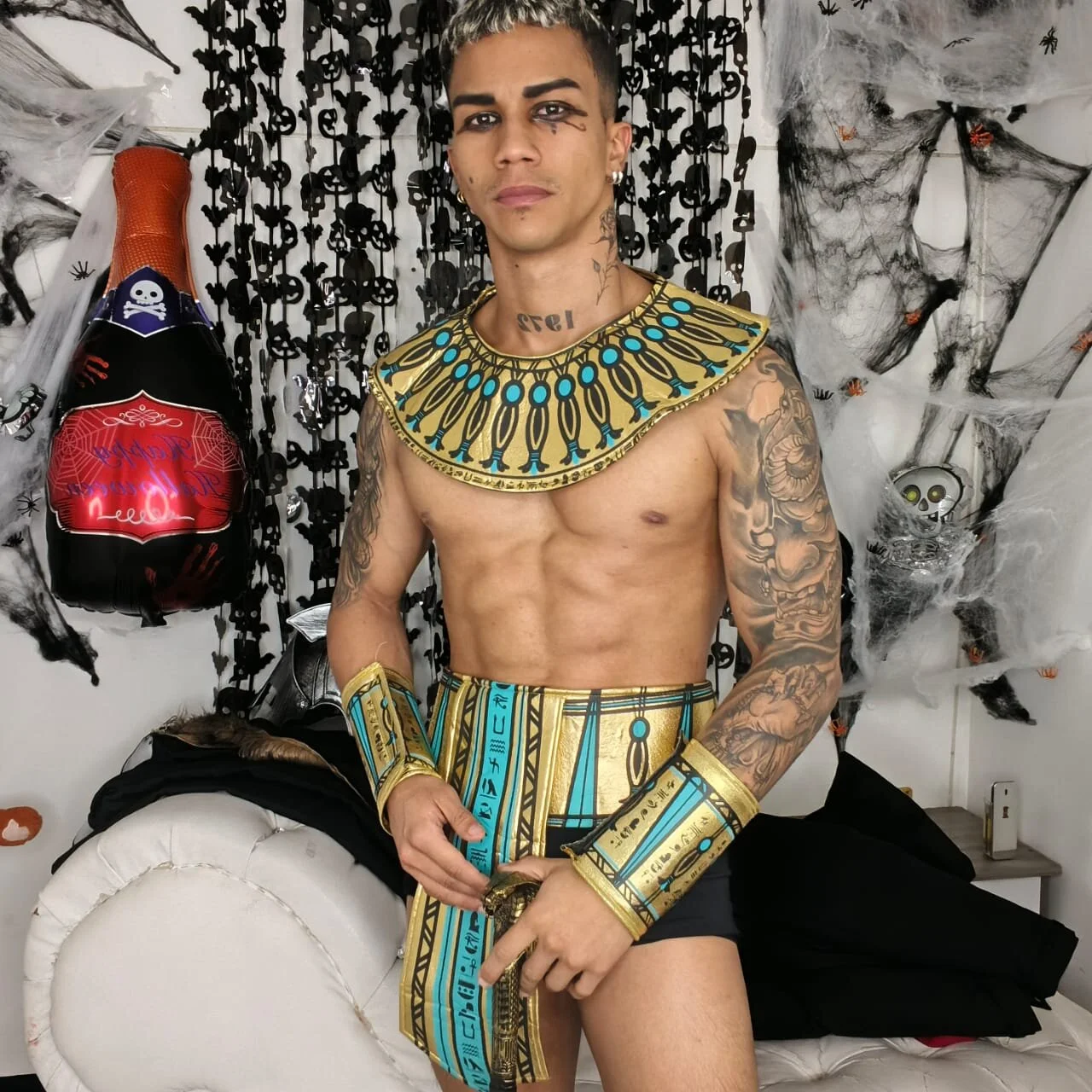 XXX Porn Photo of Nude Leonard_Price 37