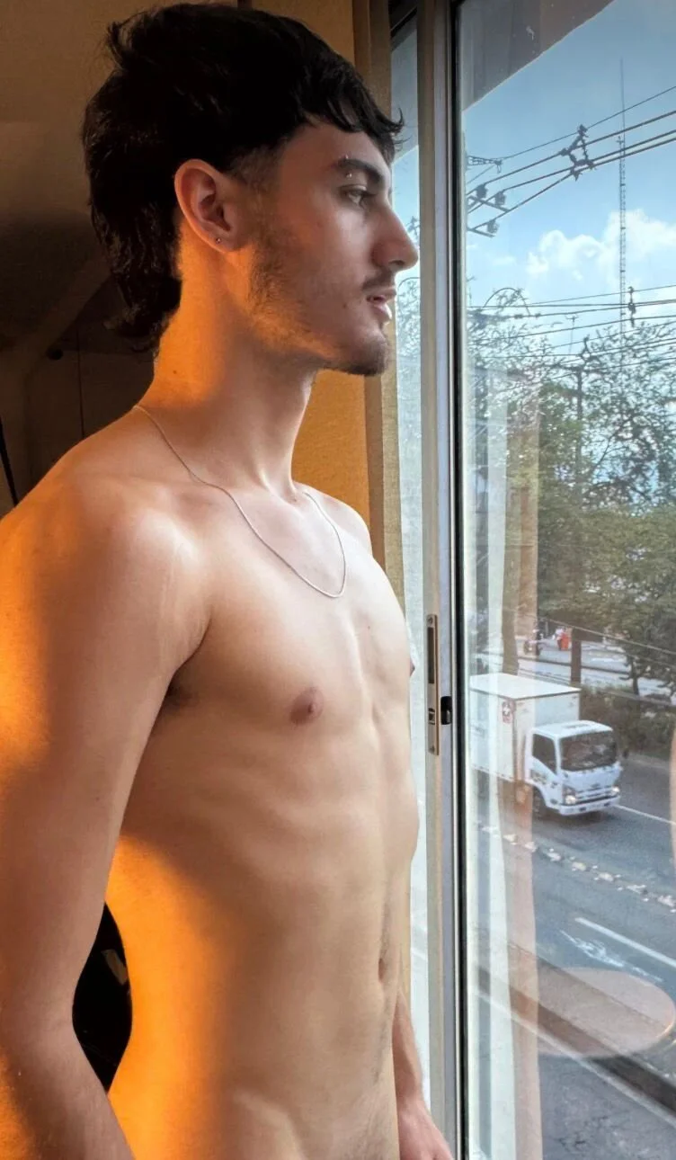XXX Porn Photo of Nude Enzo_Crown 4