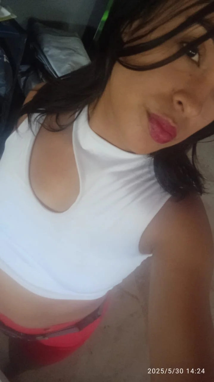 XXX Porn Photo of Nude smallkarlakarla 37
