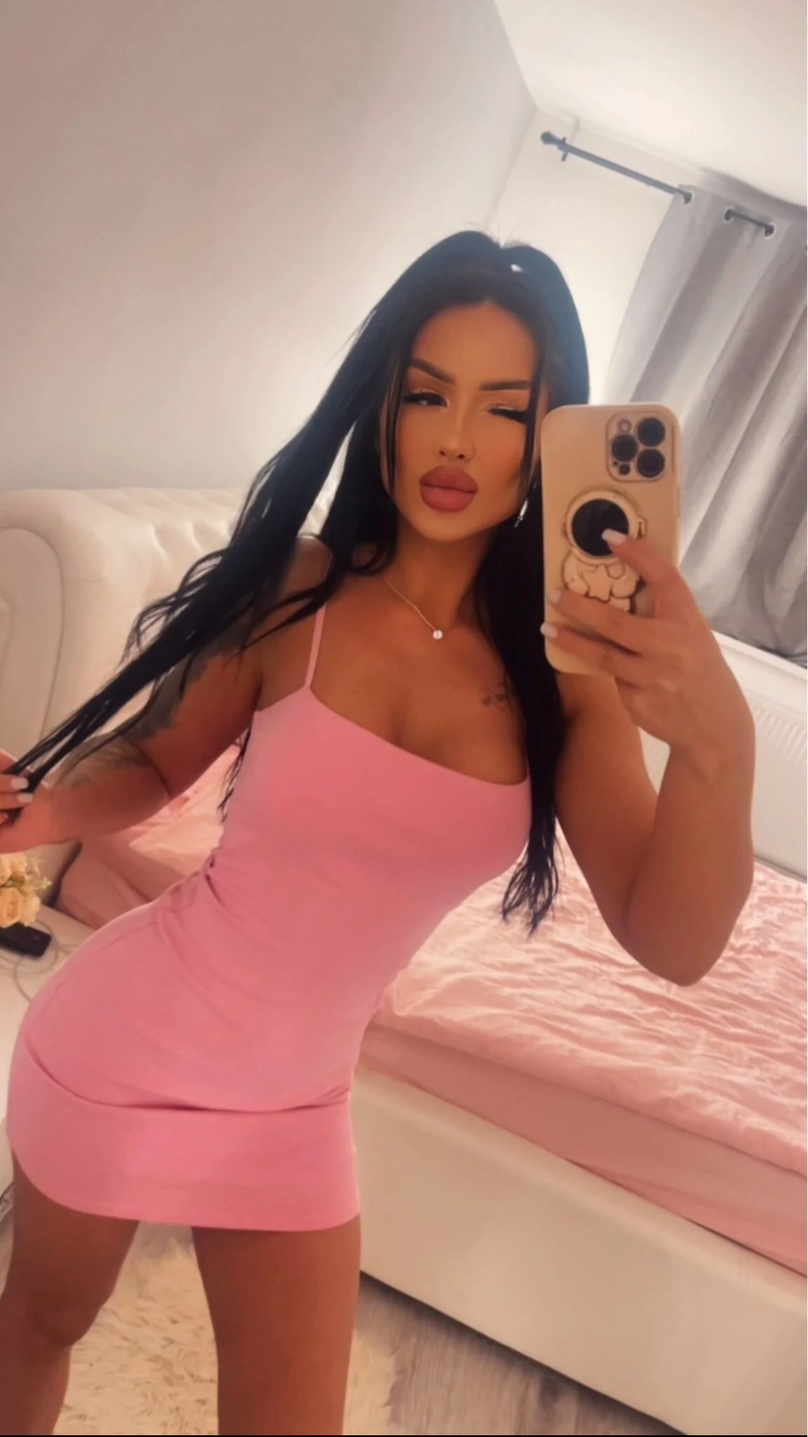 XXX Porn Photo of Nude alisonrouge 1