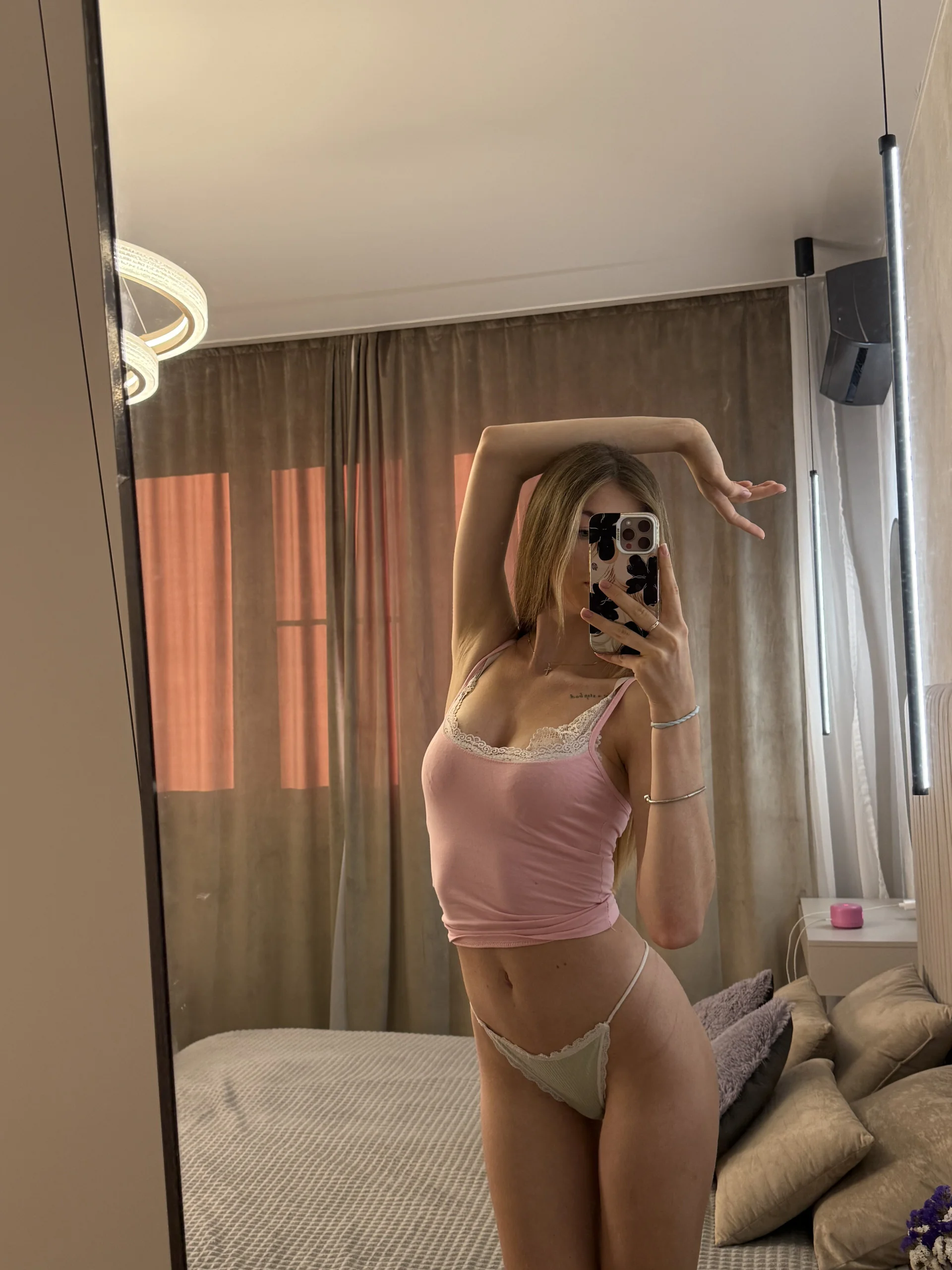 XXX Porn Photo of Nude MeganMouris 12