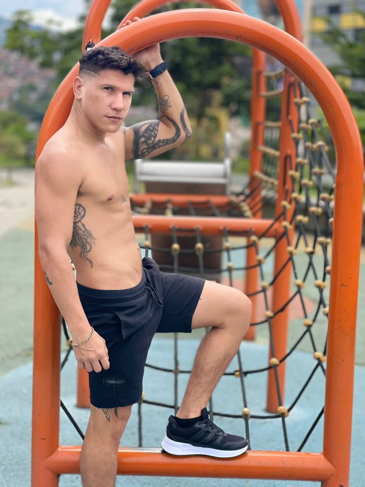 XXX Porn Photo of Nude toyboys1 10