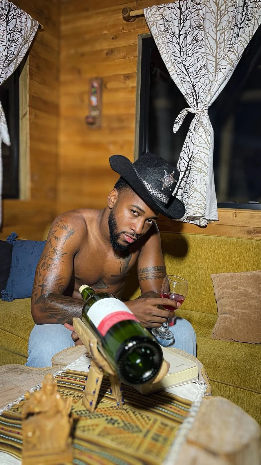 XXX Porn Photo of Nude Drake_Nassir4 46