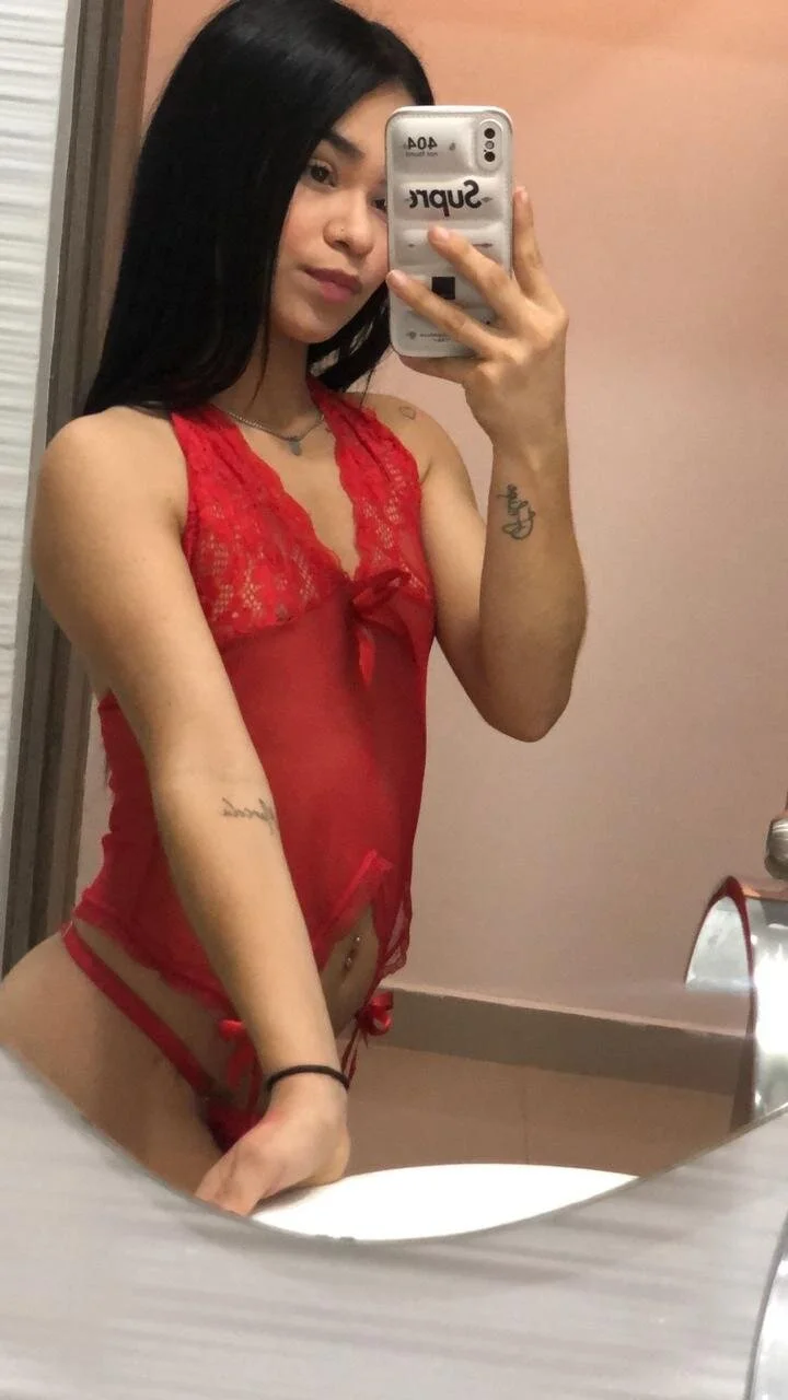 XXX Porn Photo of Nude mia_petite2007 3