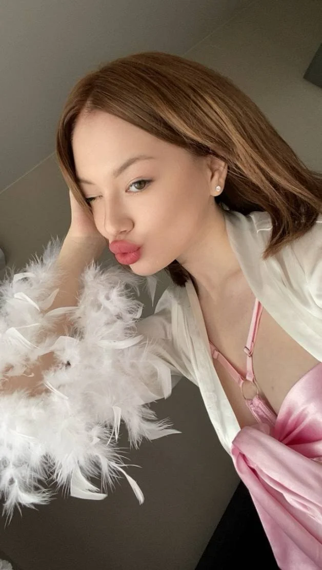 XXX Porn Photo of Nude DevilWearsPradaa 7