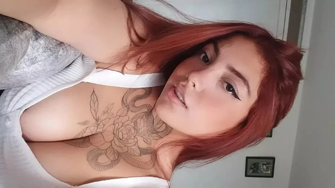 XXX Porn Photo of Nude andruu_19 5