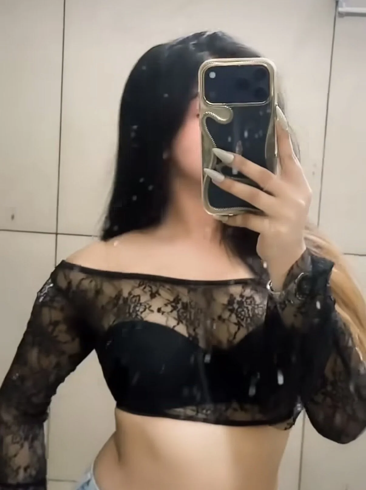 XXX Porn Photo of Nude Sweet_Karishma 1
