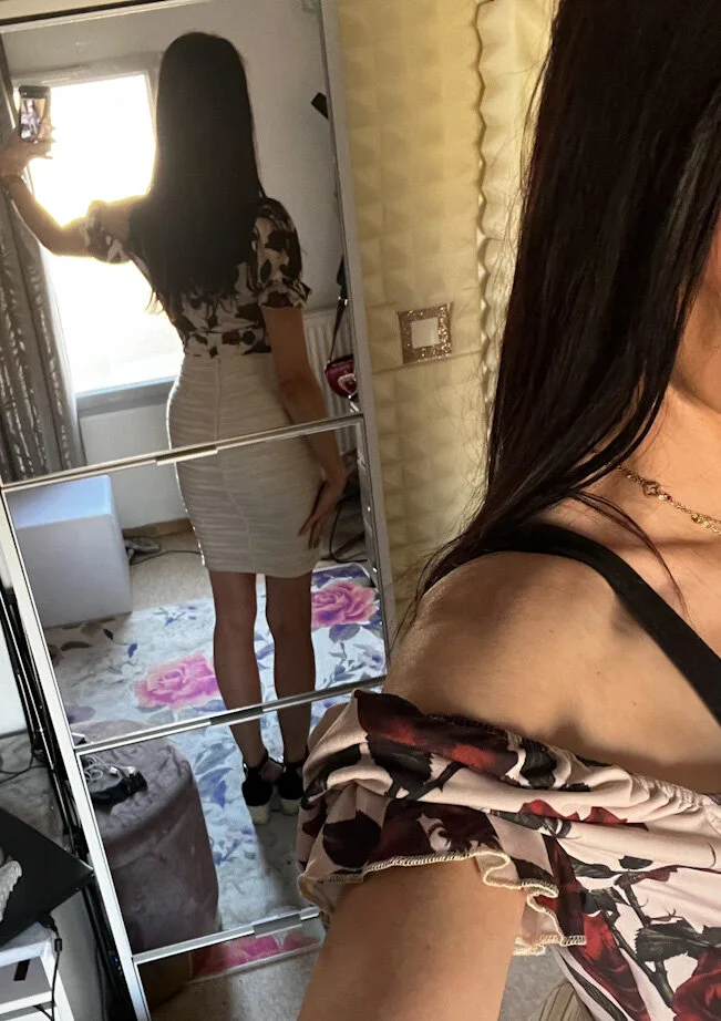 XXX Porn Photo of Nude AlicianeFrancaise 1