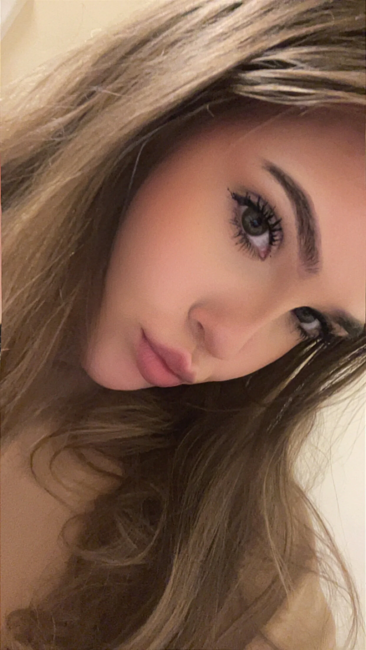 XXX Porn Photo of Nude babyizzie 2