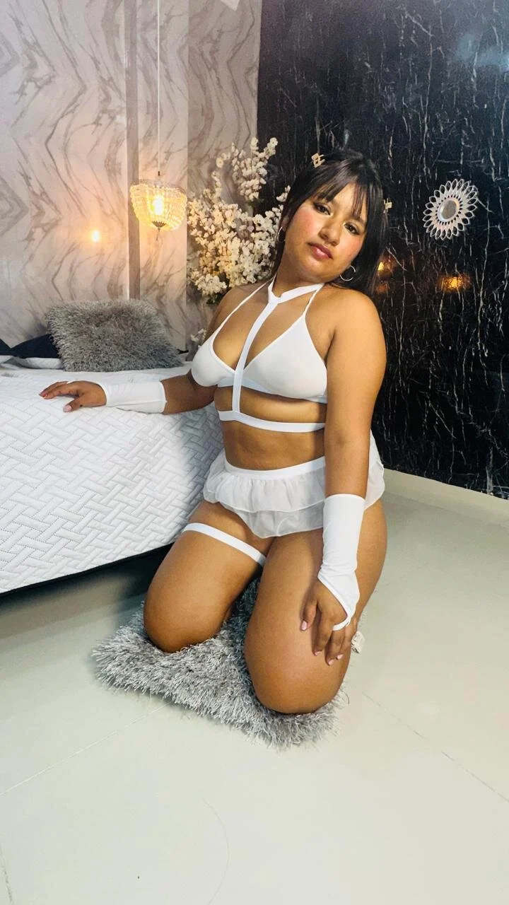 XXX Porn Photo of Nude Nixx_Brown_ 4