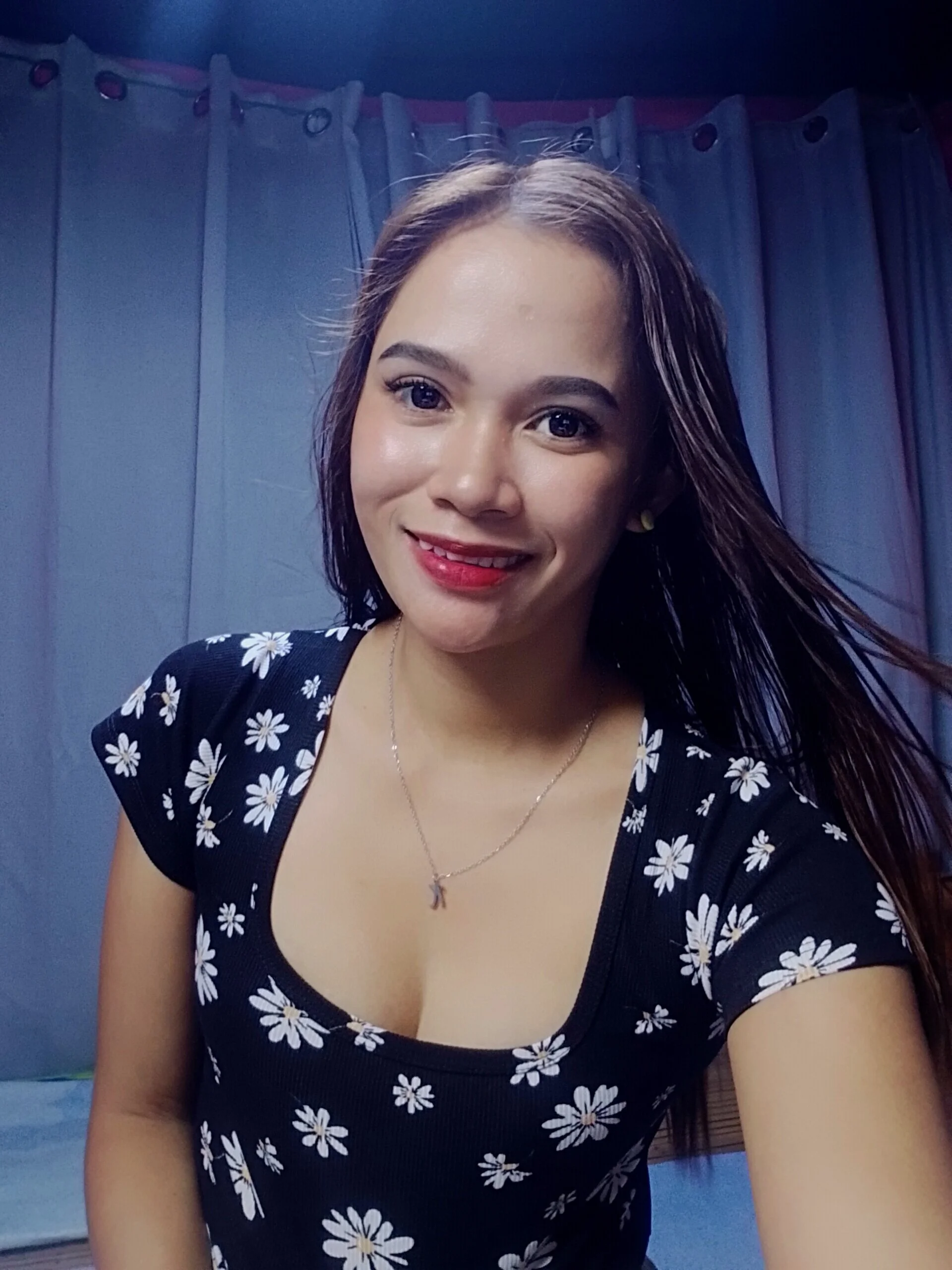XXX Porn Photo of Nude ursweet_kimstar 5