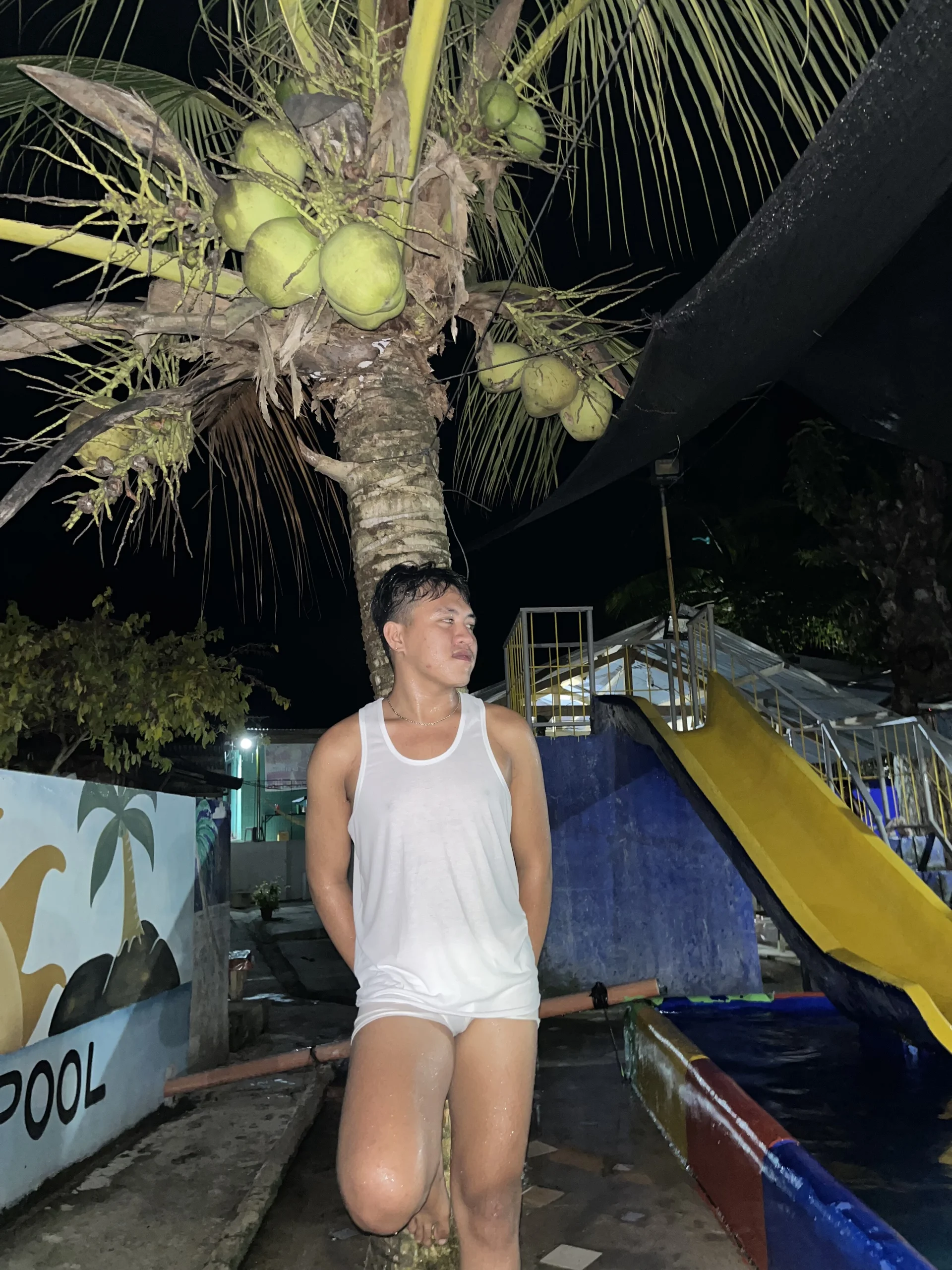 XXX Porn Photo of Nude ur_fucking_rolly 3
