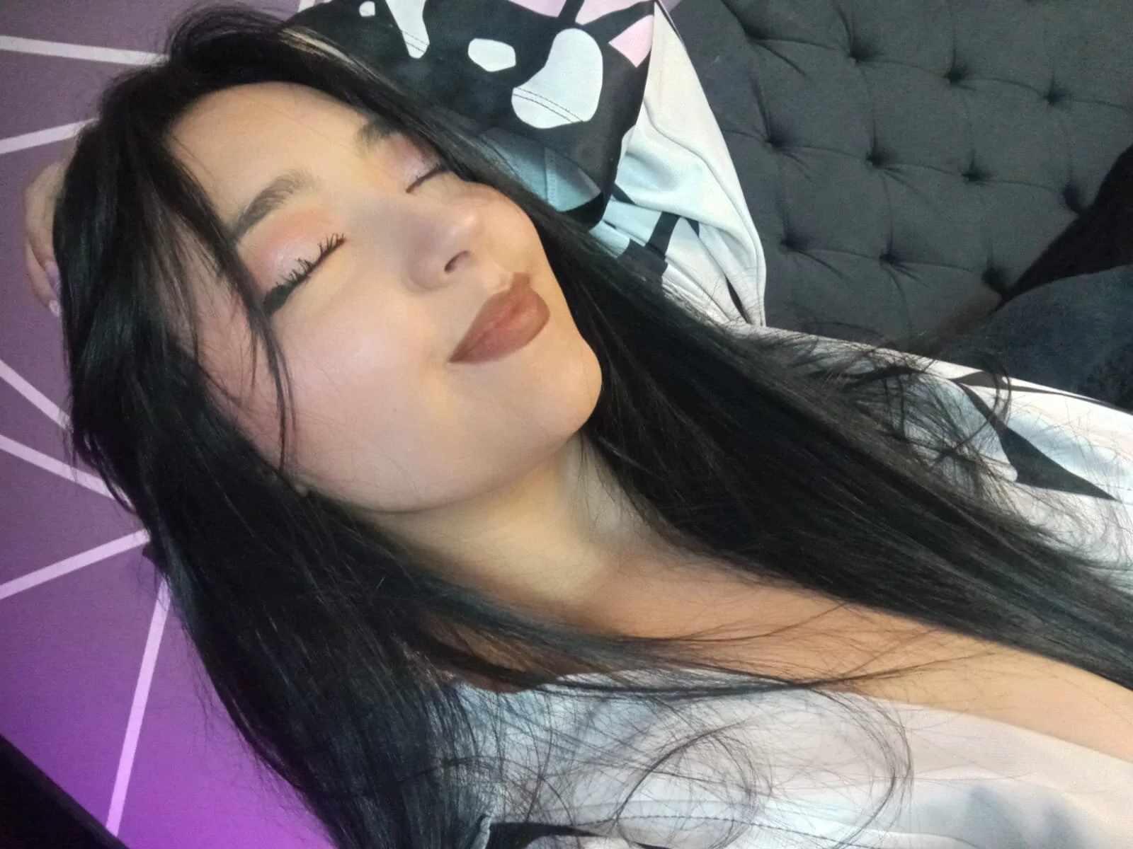 XXX Porn Photo of Nude Miss_Loise 4