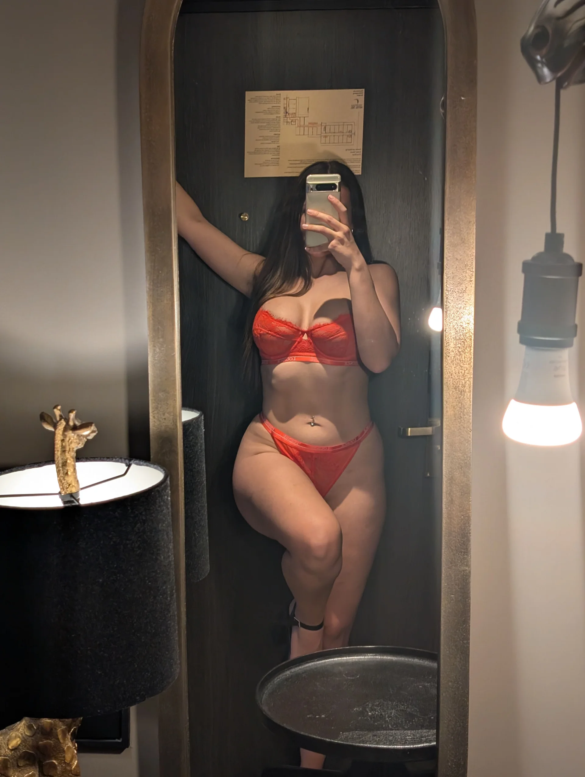 XXX Porn Photo of Nude dutchesmee_x 12