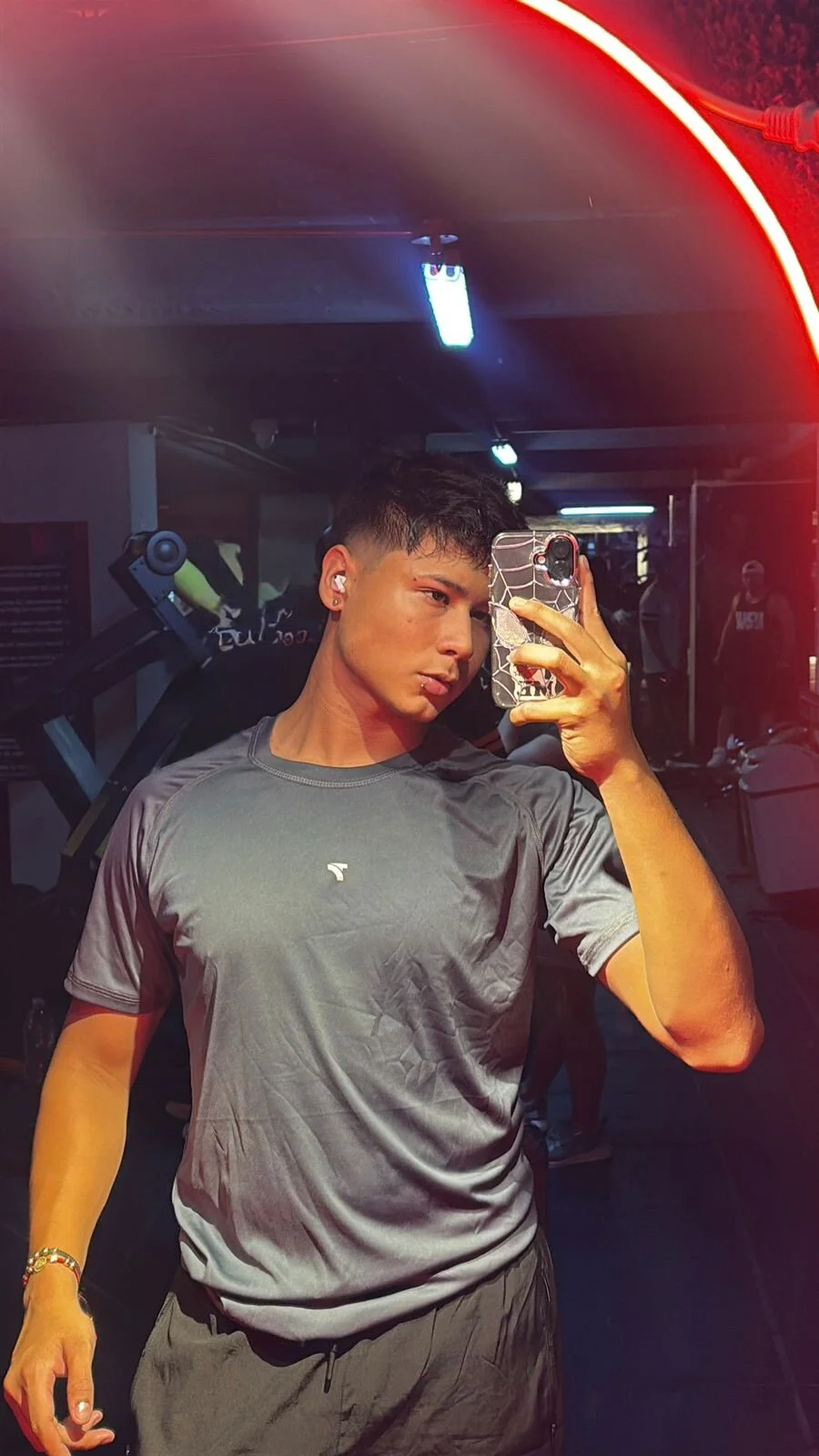 XXX Porn Photo of Nude Raiden_boyy 1
