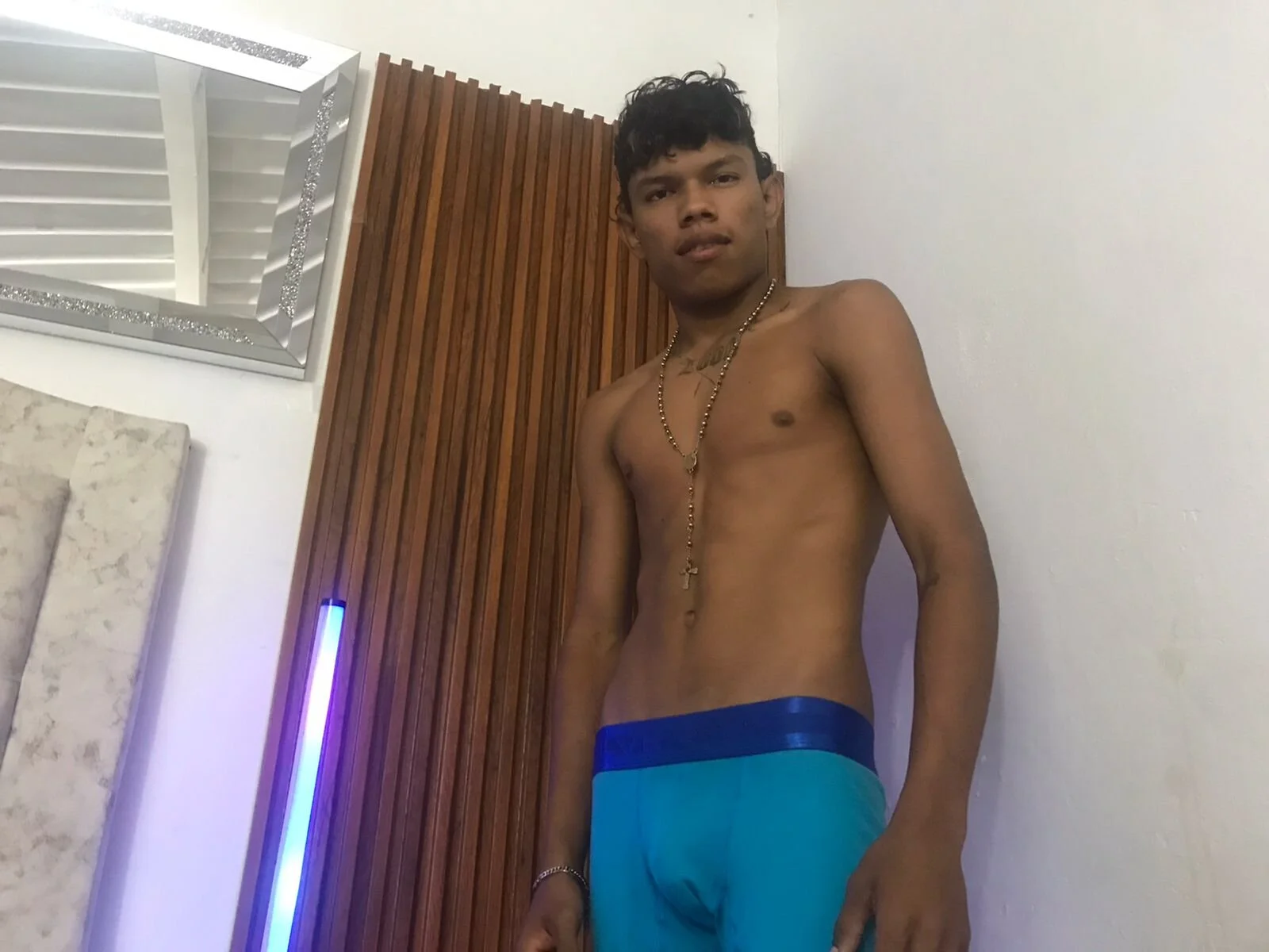 XXX Porn Photo of Nude juan_mhata 2