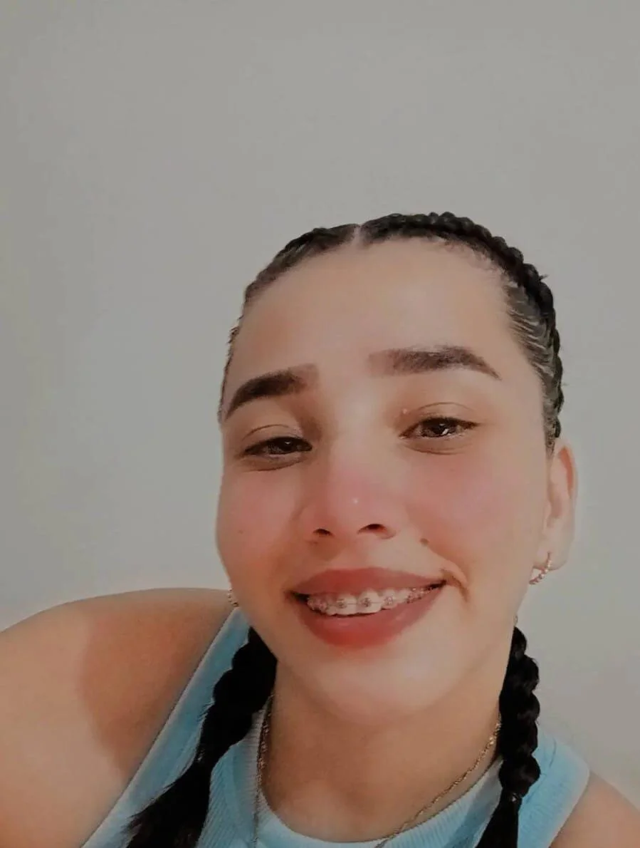 XXX Porn Photo of Nude Arielybambi 3