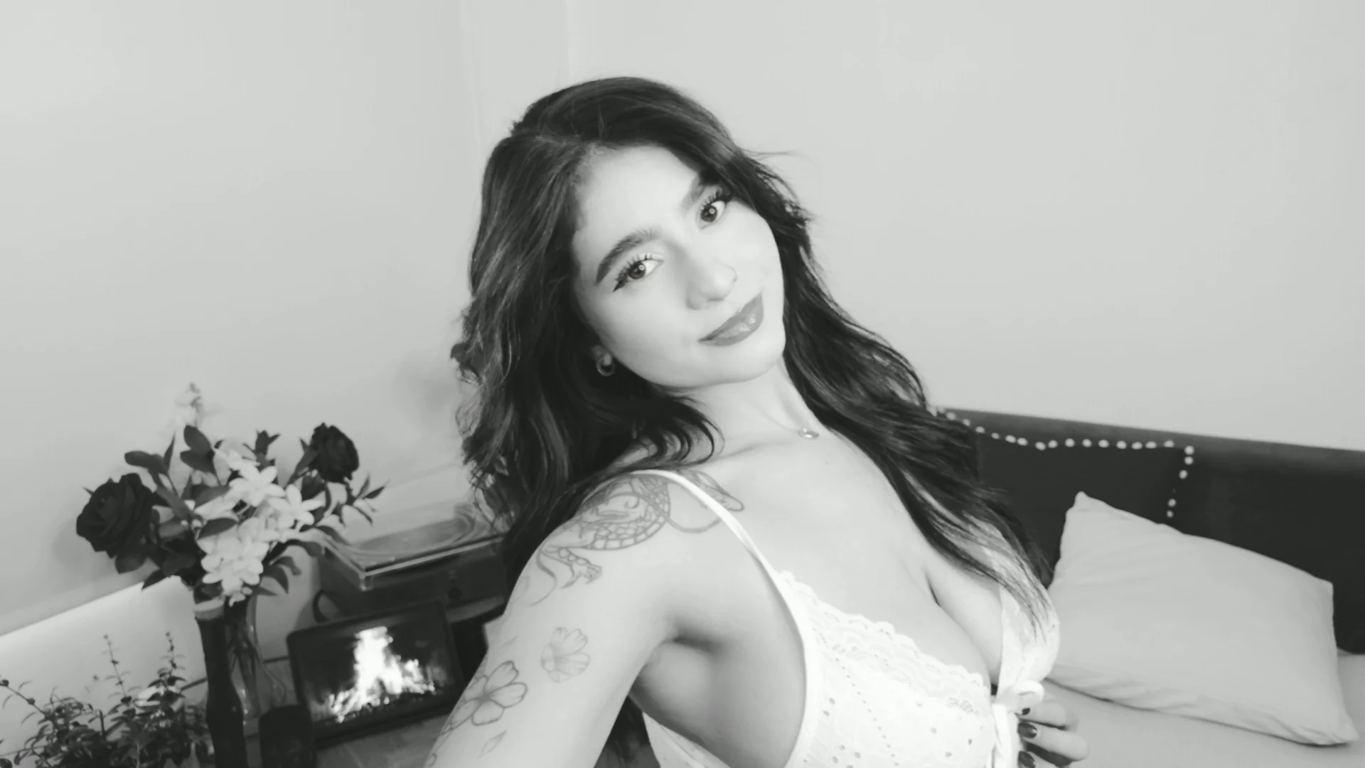 XXX Porn Photo of Nude pamela__mar 69