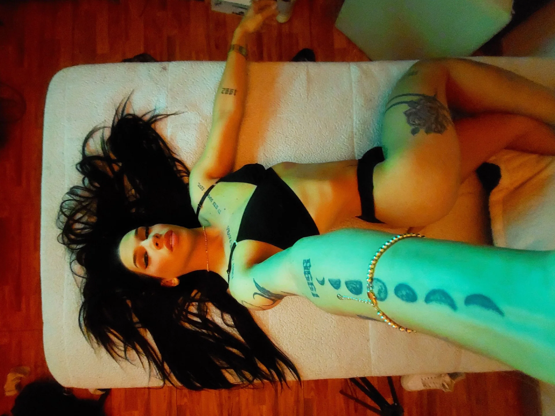 XXX Porn Photo of Nude Jess_Goddess 450