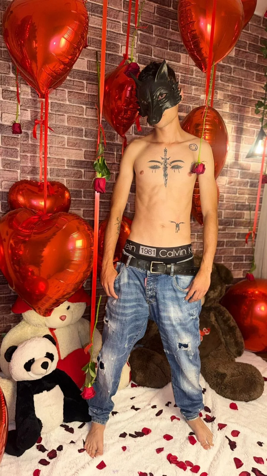 XXX Porn Photo of Nude LucassSmith11 3