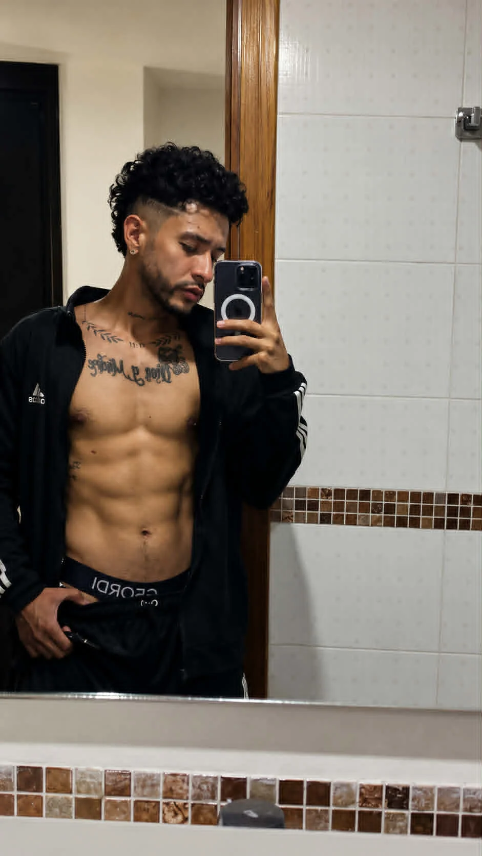 XXX Porn Photo of Nude denis_winslow 20
