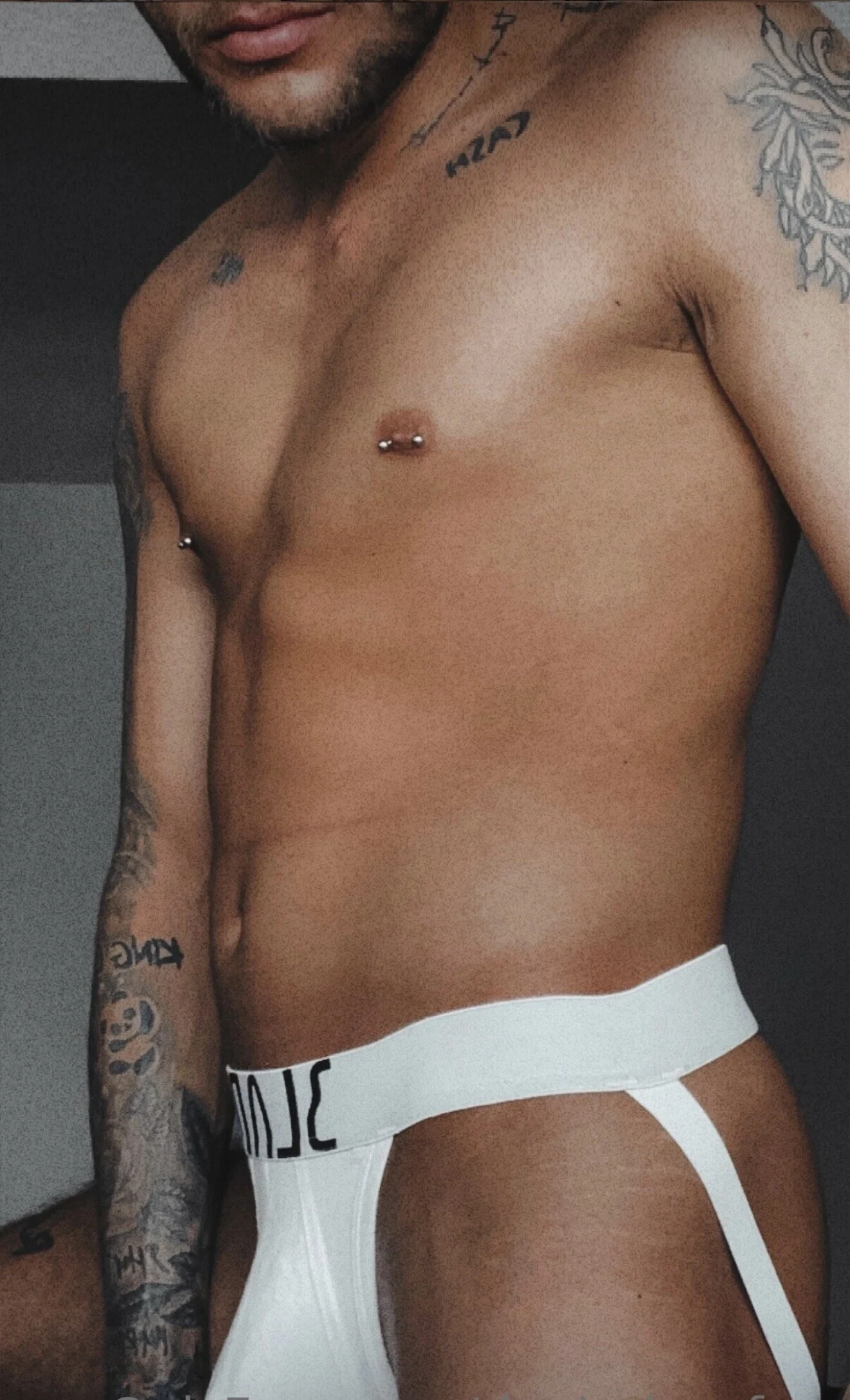 XXX Porn Photo of Nude inkeddenis 1