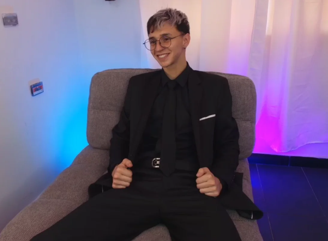 XXX Porn Photo of Nude Nick_Bangover_ 11