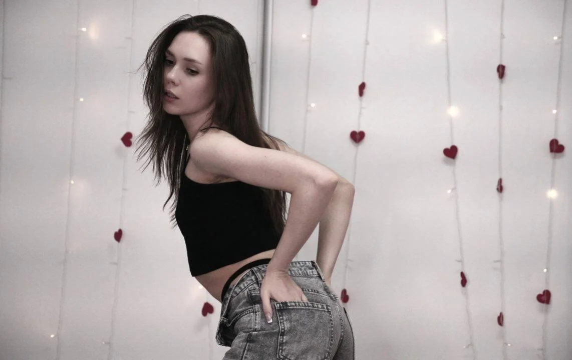 XXX Porn Photo of Nude RoseliaLocatelli 23