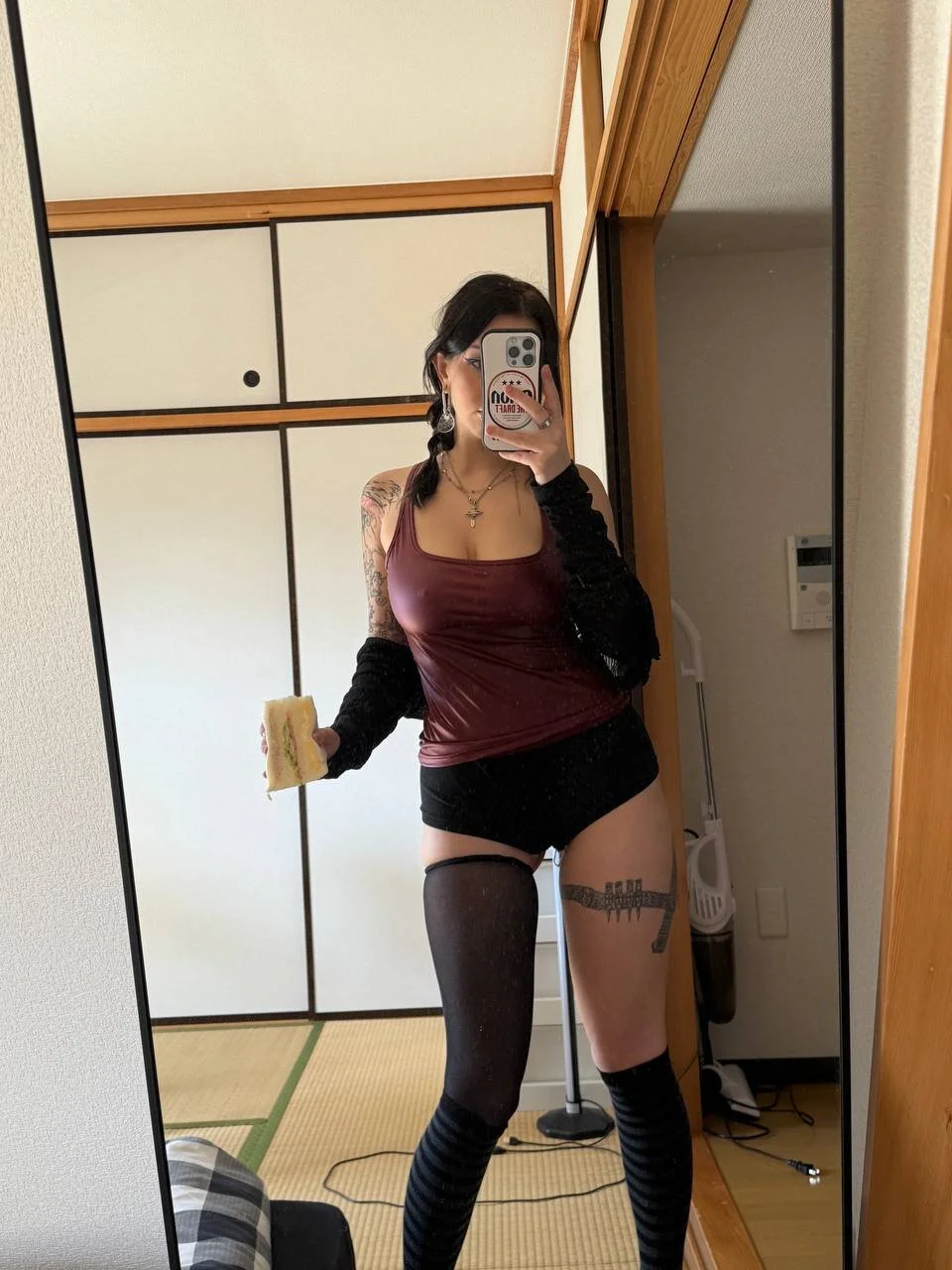 XXX Porn Photo of Nude Viv_Player 77