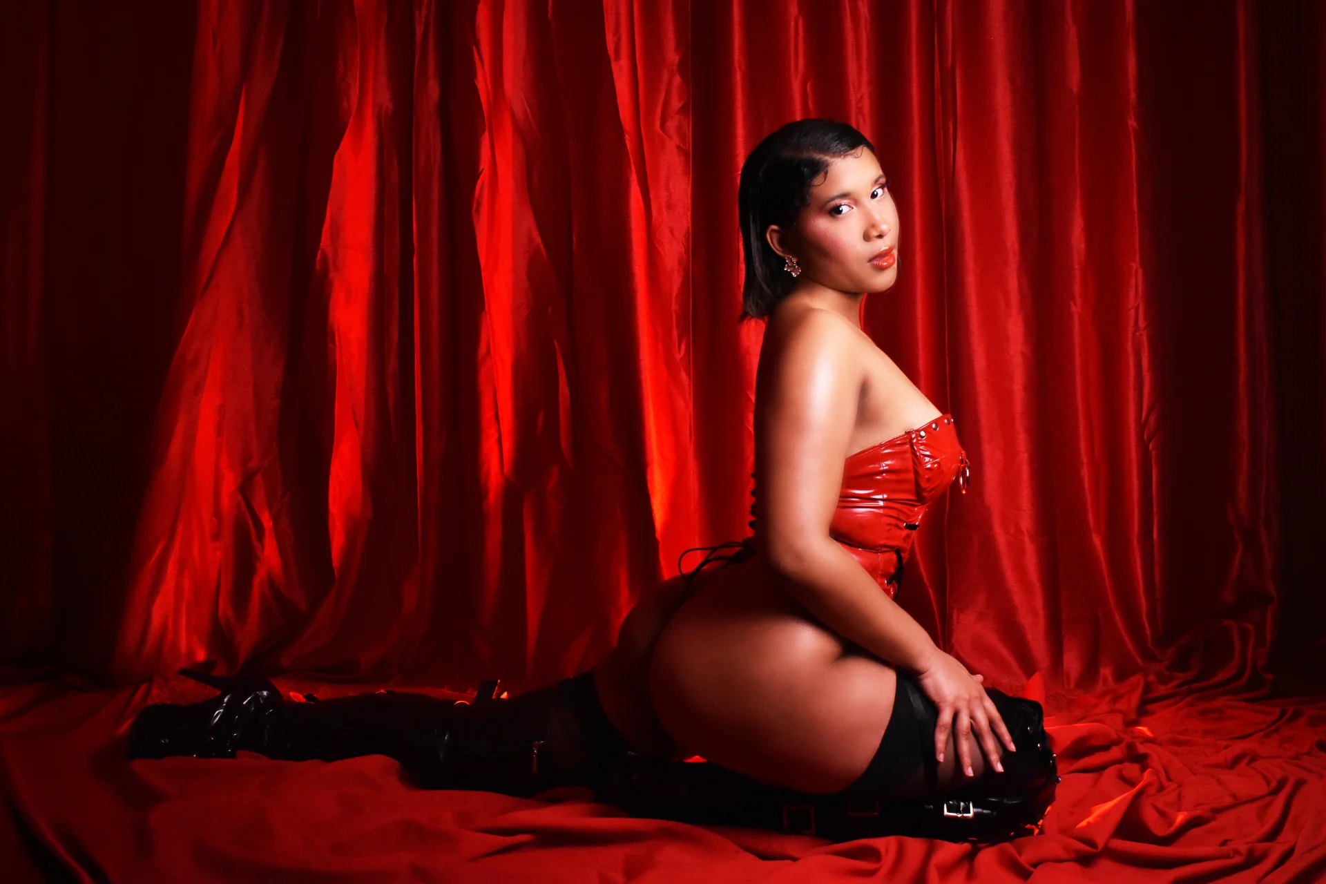 XXX Porn Photo of Nude LorenaDuval 26