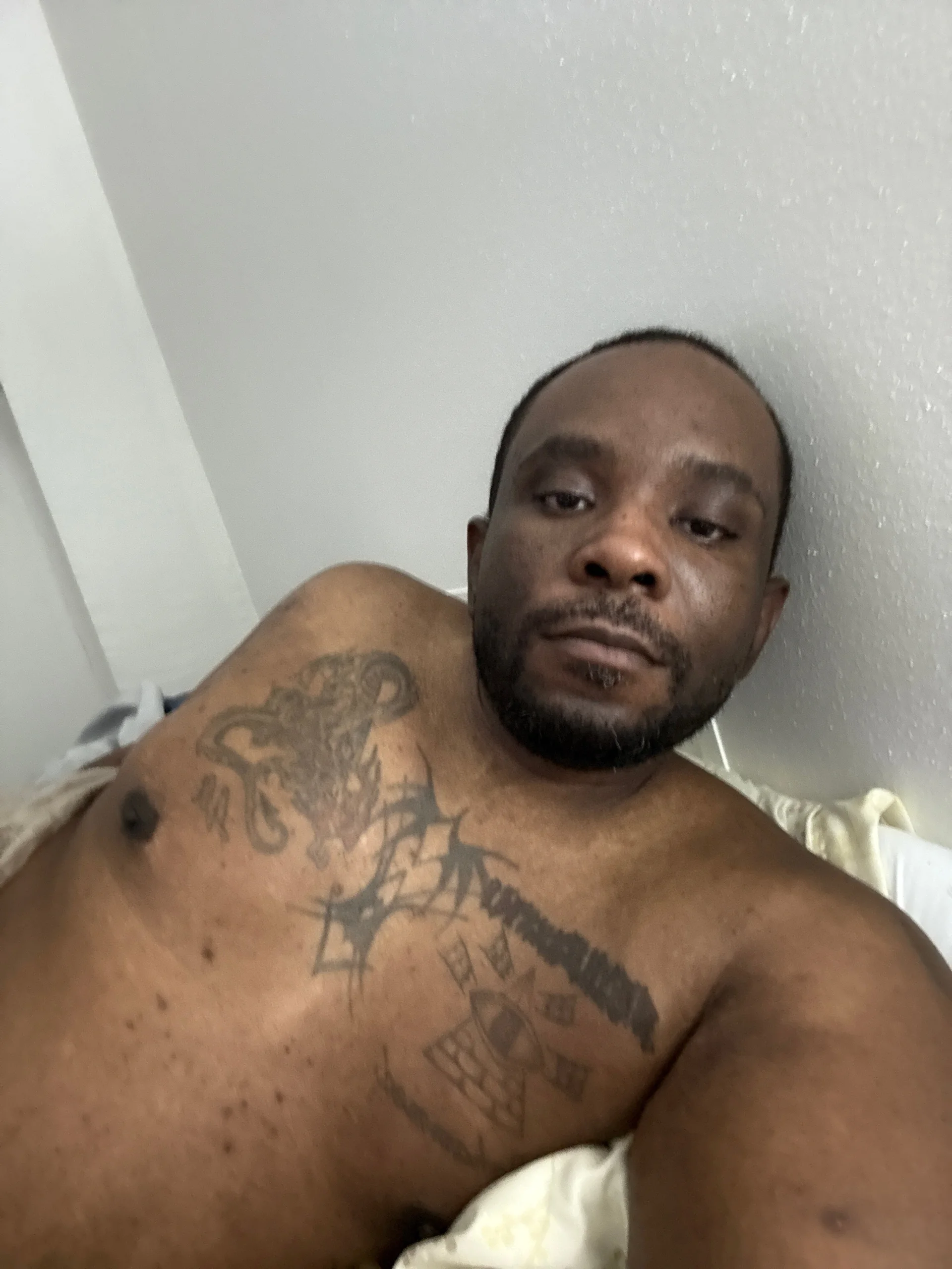 XXX Porn Photo of Nude YaBoyTJ 2