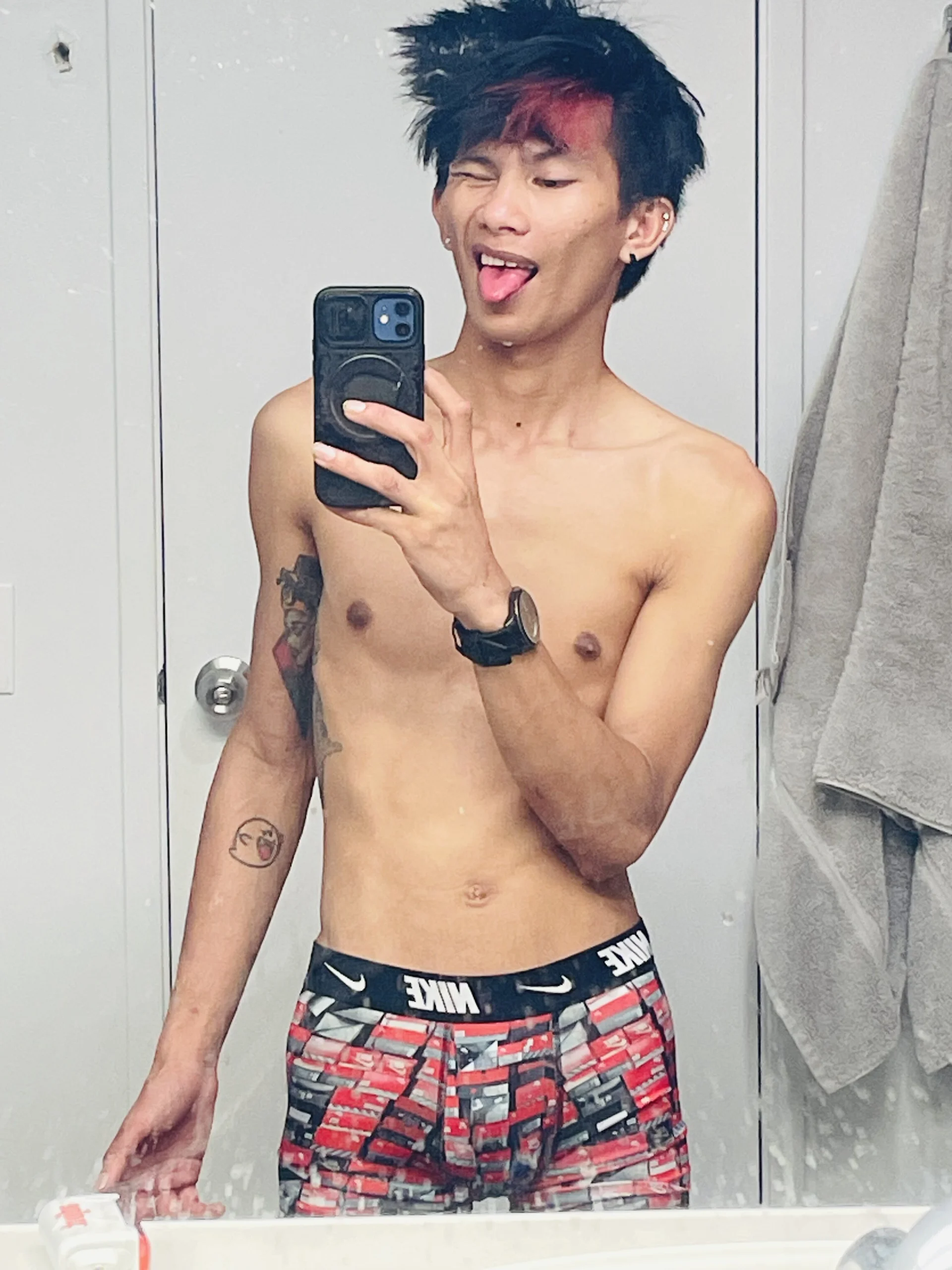 XXX Porn Photo of Nude jhaycobXgarcia 1