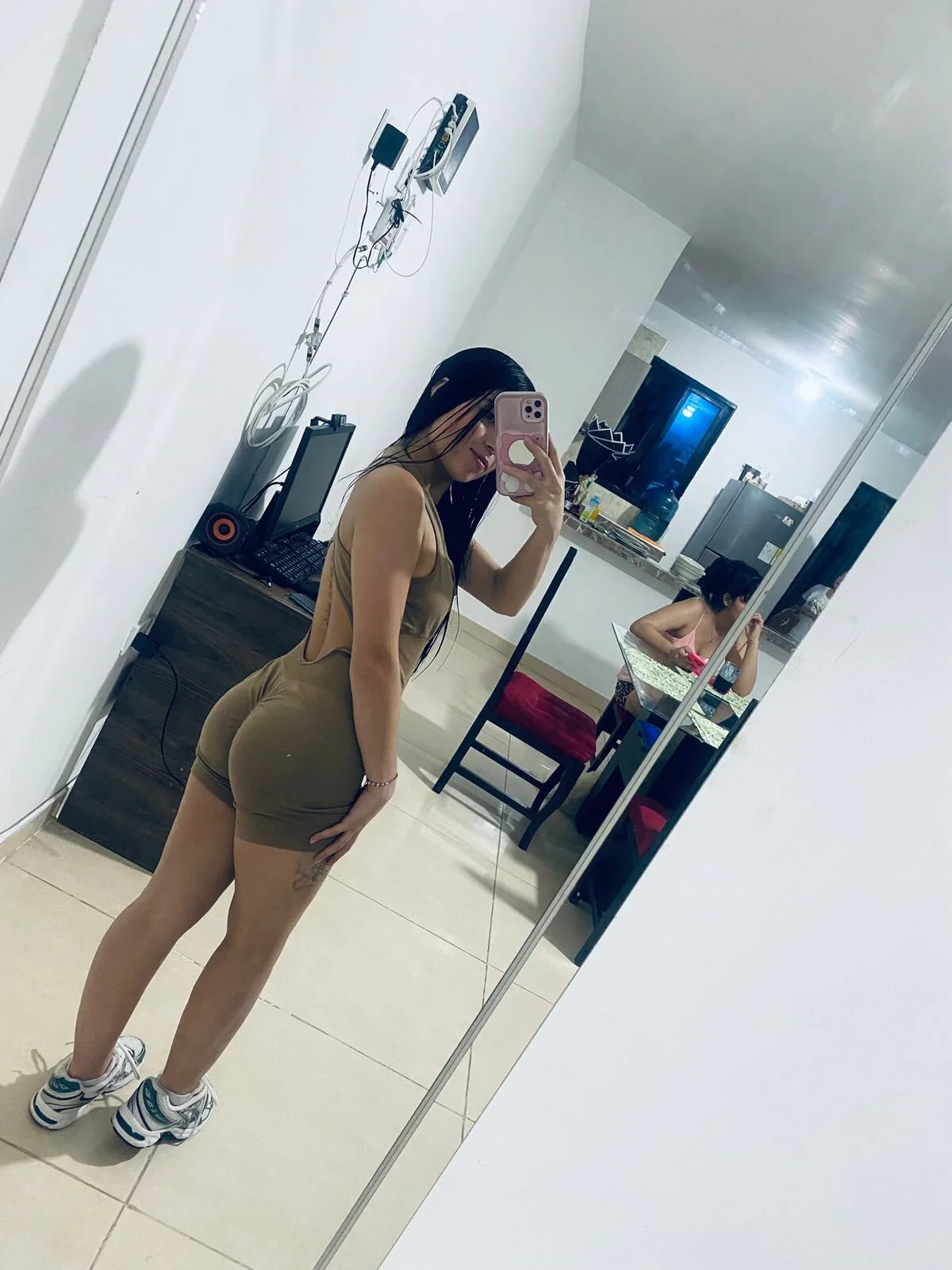 XXX Porn Photo of Nude kingbronew 2
