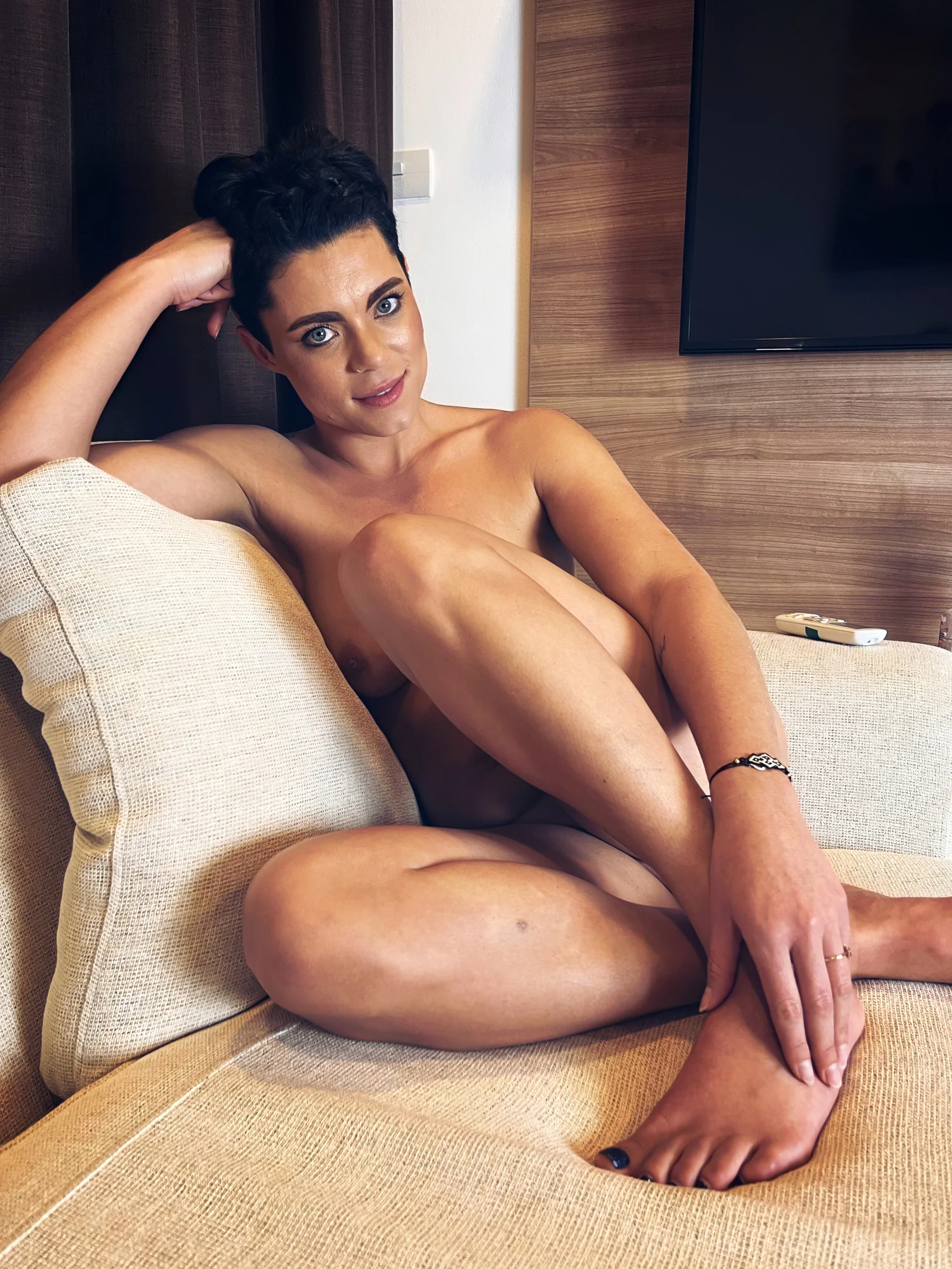 XXX Porn Photo of Nude LukeLouHarvey 42