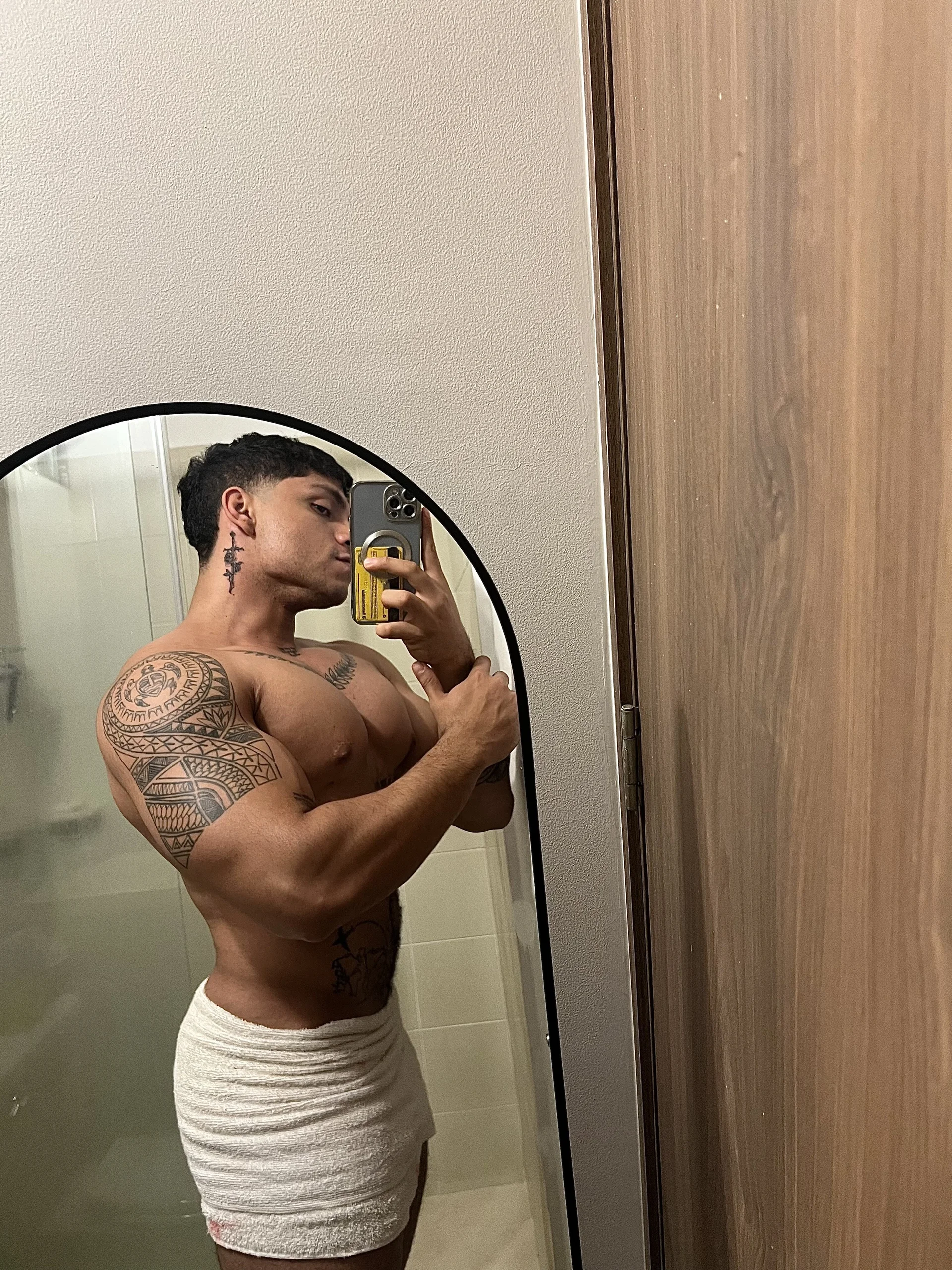 XXX Porn Photo of Nude Nicolasmontoya16 46