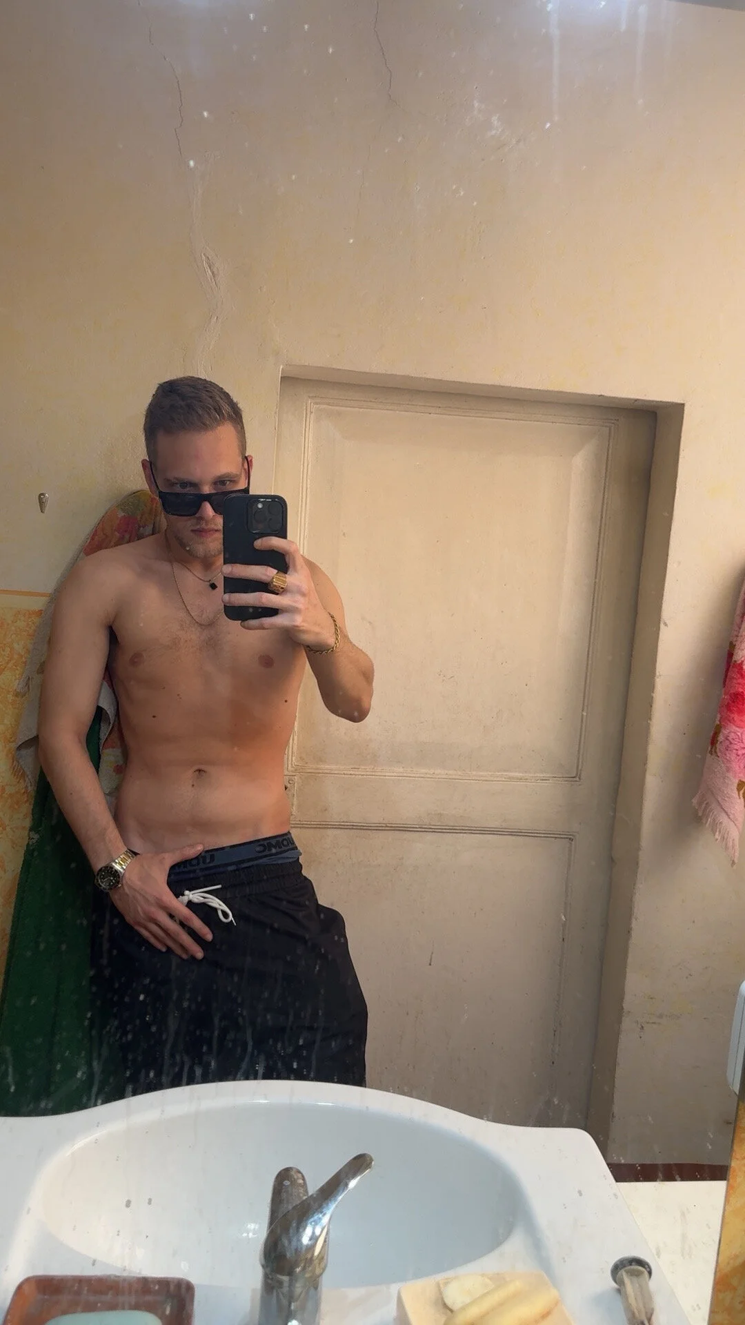 XXX Porn Photo of Nude MrPowerBrain 6